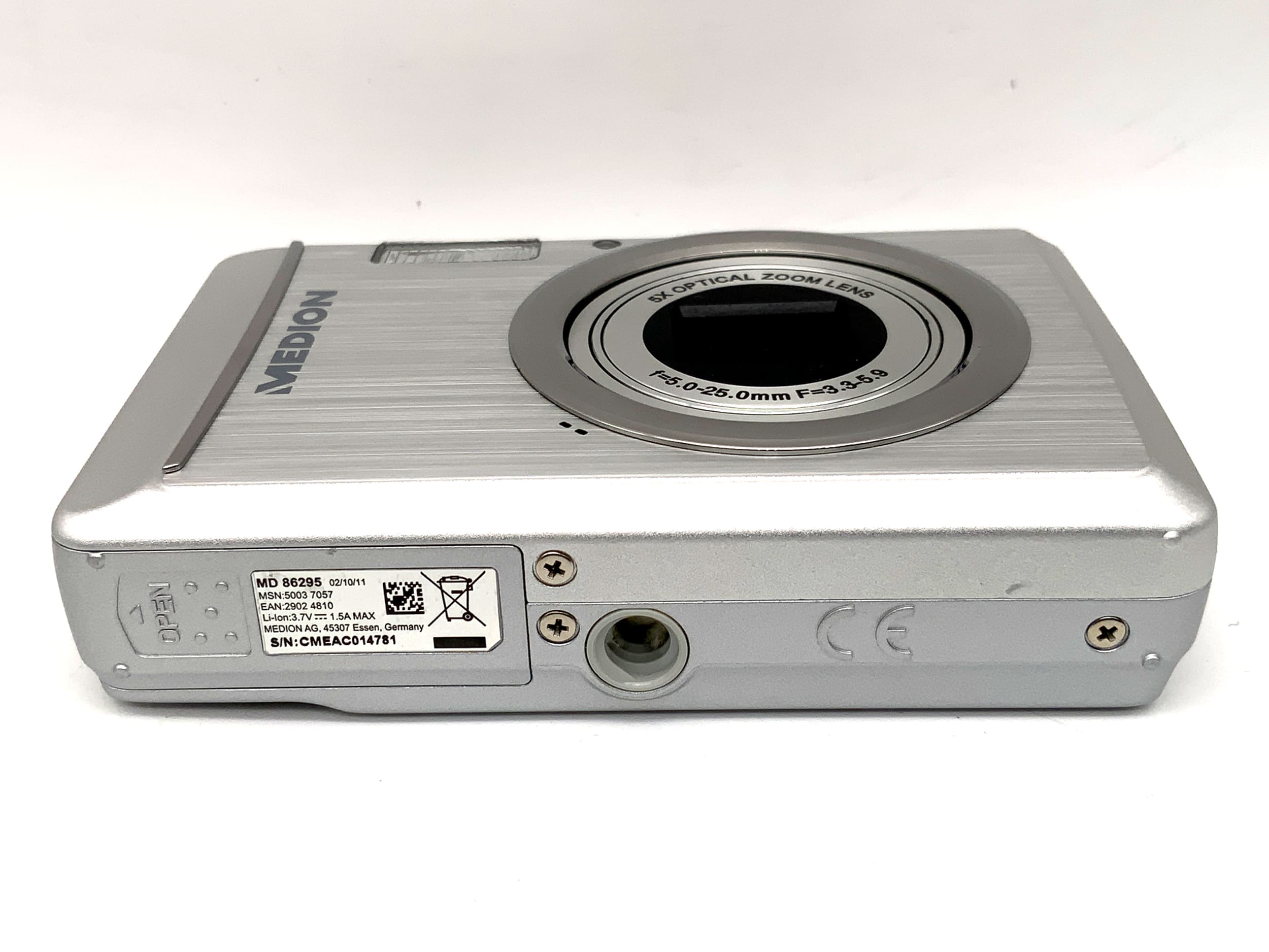 Medion MD 86295 Digital Compact Camera with 5-25mm 3.3-5.9 lens