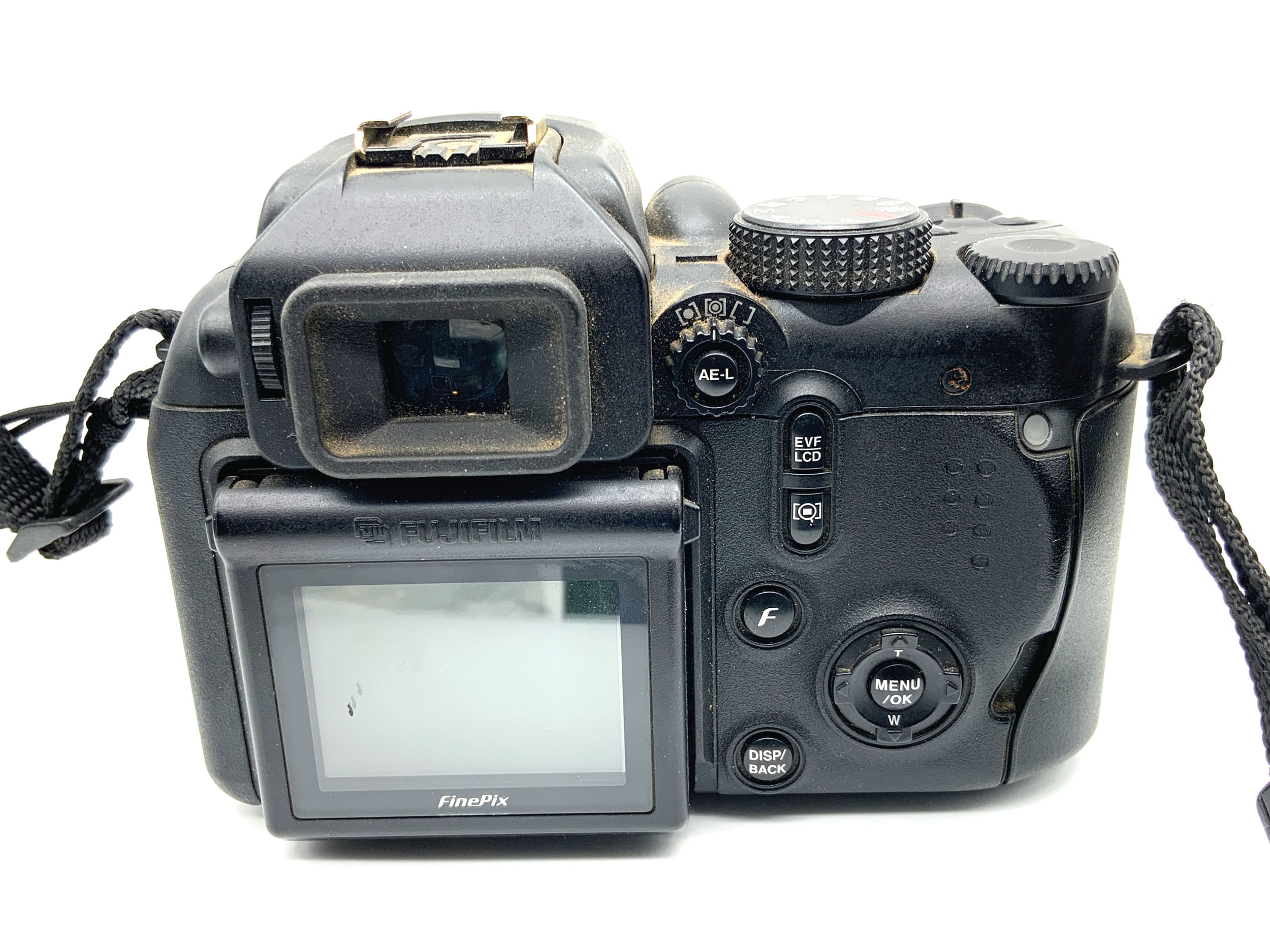 Fujifilm Finepix S9500 bridge camera with 28-300mm digital lens