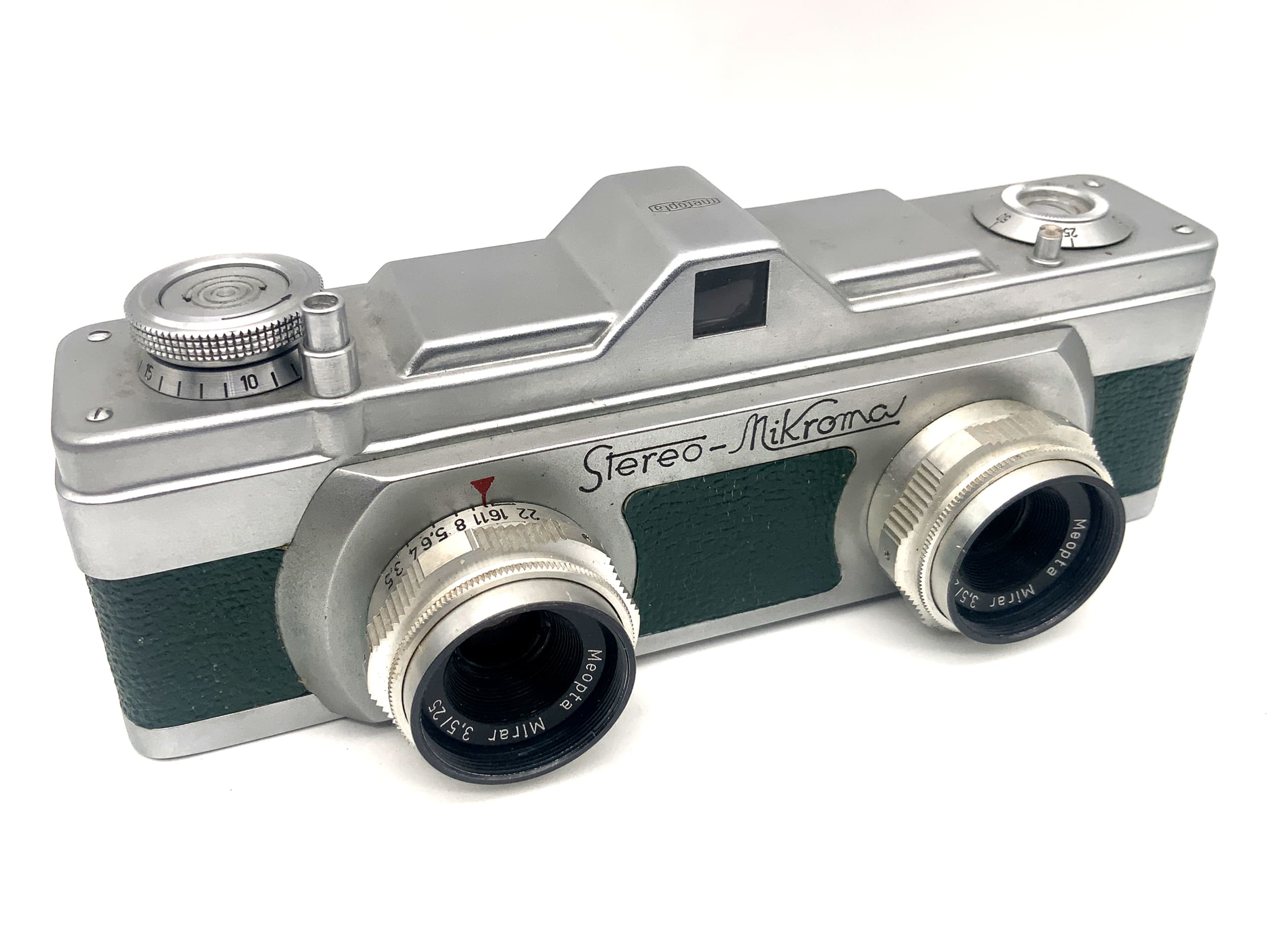 Meopta Mikroma stereo miniature camera with Mirar 25mm 1:3.5 miniature camera
