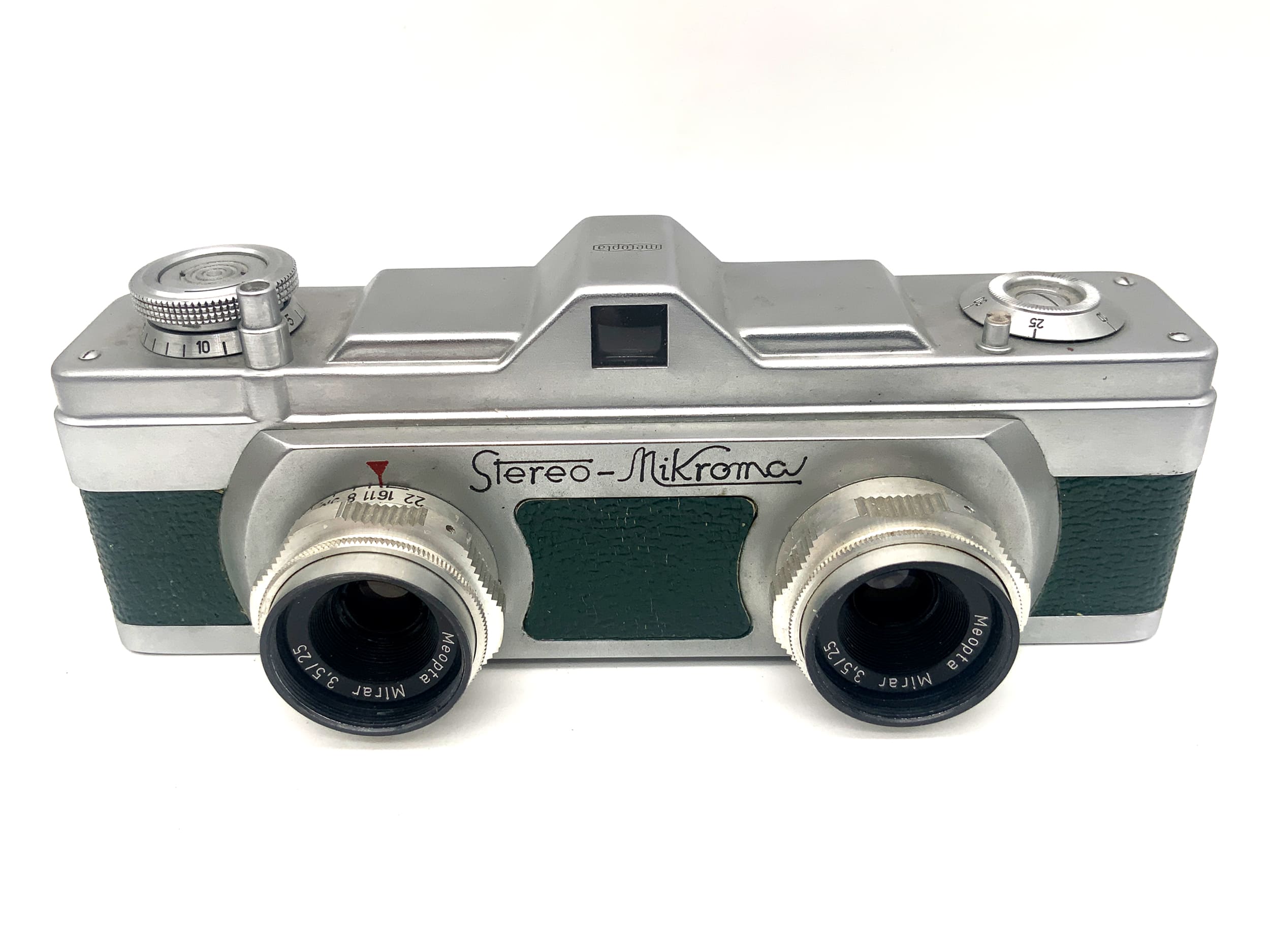 Meopta Mikroma stereo miniature camera with Mirar 25mm 1:3.5 miniature camera