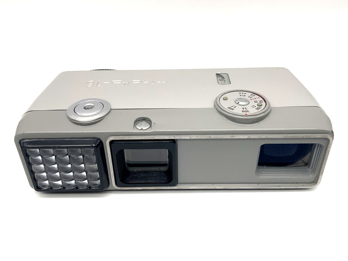 Minolta 16EE miniature camera with Rokkor 25mm 1:2.8 subminiature camera