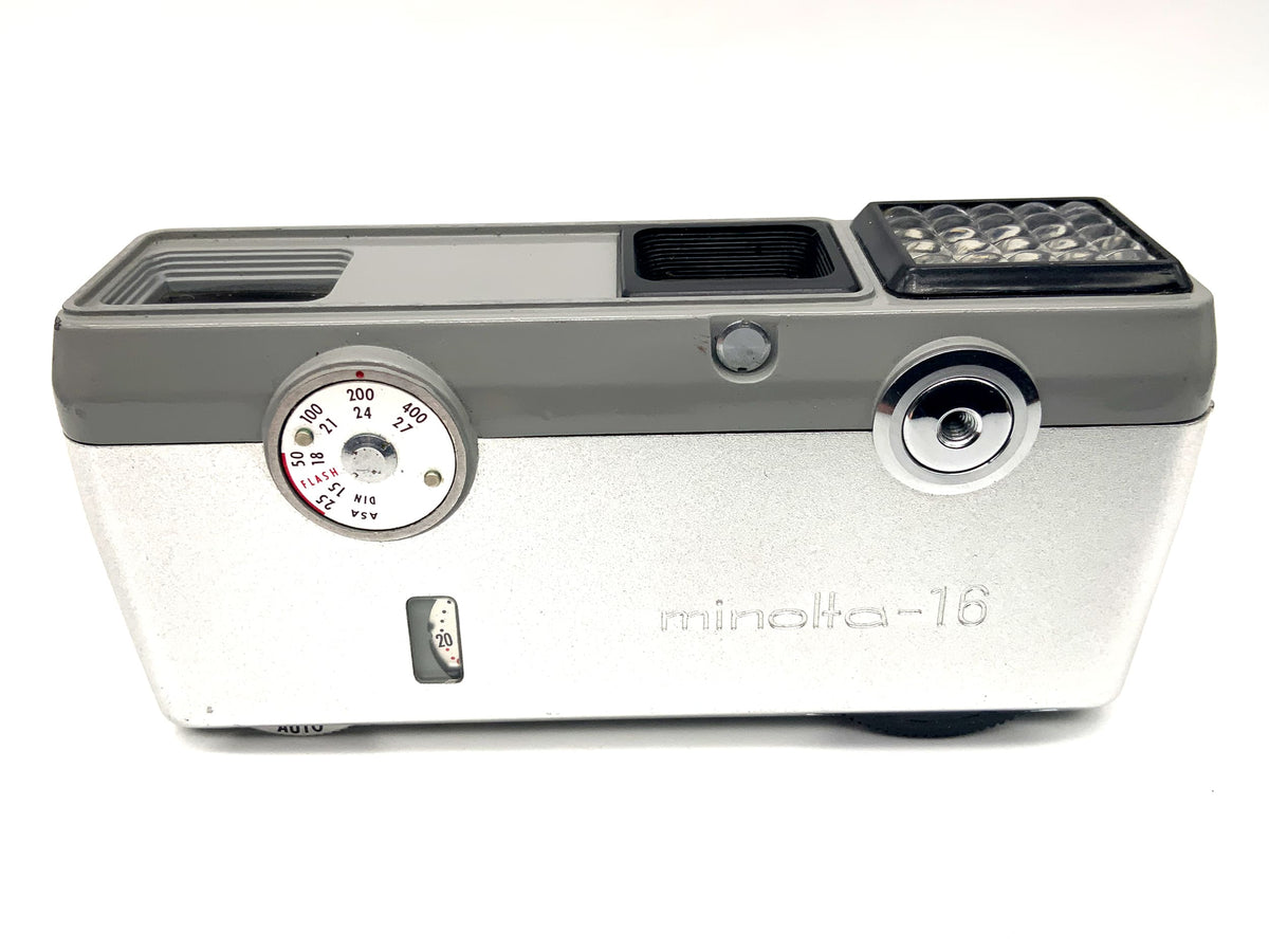 Minolta 16EE miniature camera with Rokkor 25mm 1:2.8 subminiature camera