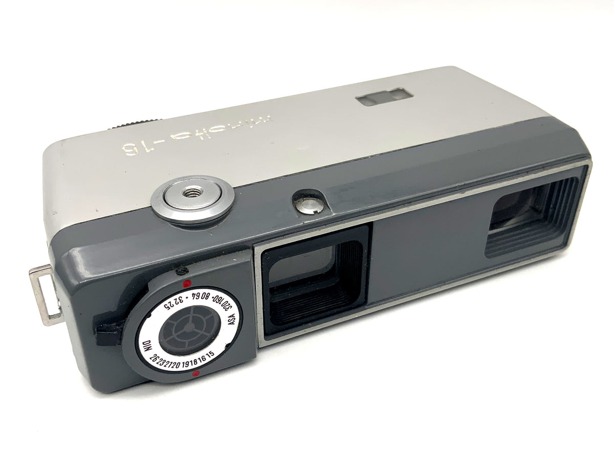 Minolta 16EE II miniature camera with Rokkor 25mm 1:2.8 subminiature camera
