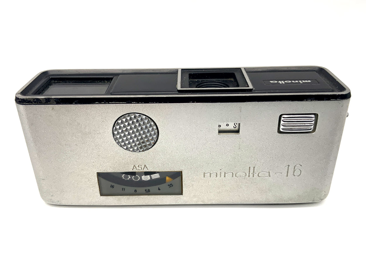 Minolta Model P miniature camera with Rokkor 25mm 1:3.5 subminiature camera