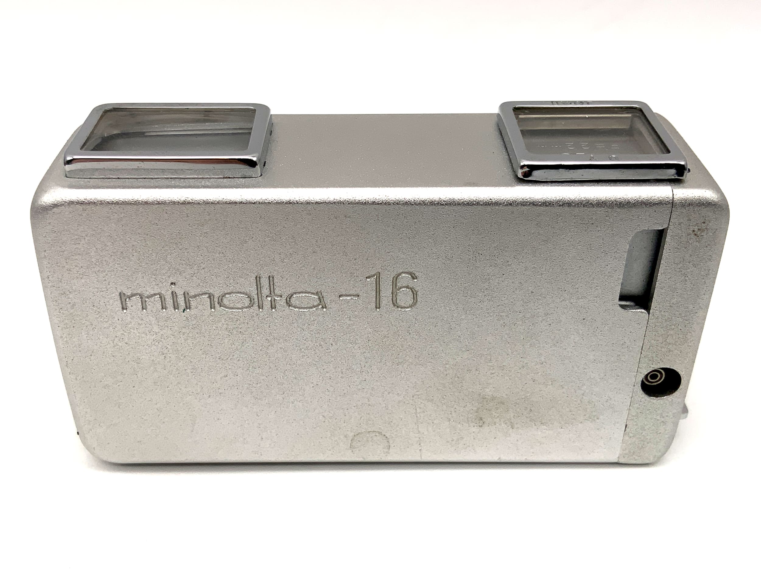 Minolta 16 miniature camera with Rokkor 22mm 1:2.8 subminiature camera