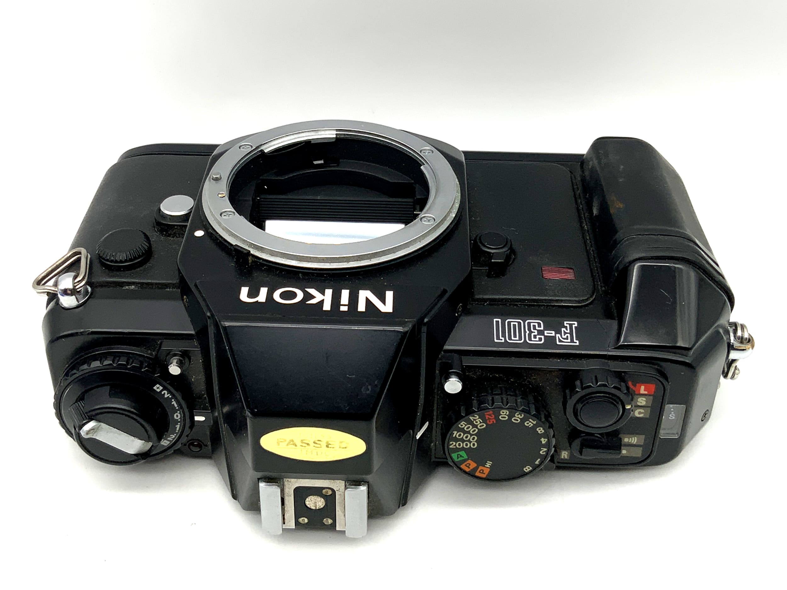 Nikon F-301 35mm SLR analog camera body (Nikon F)