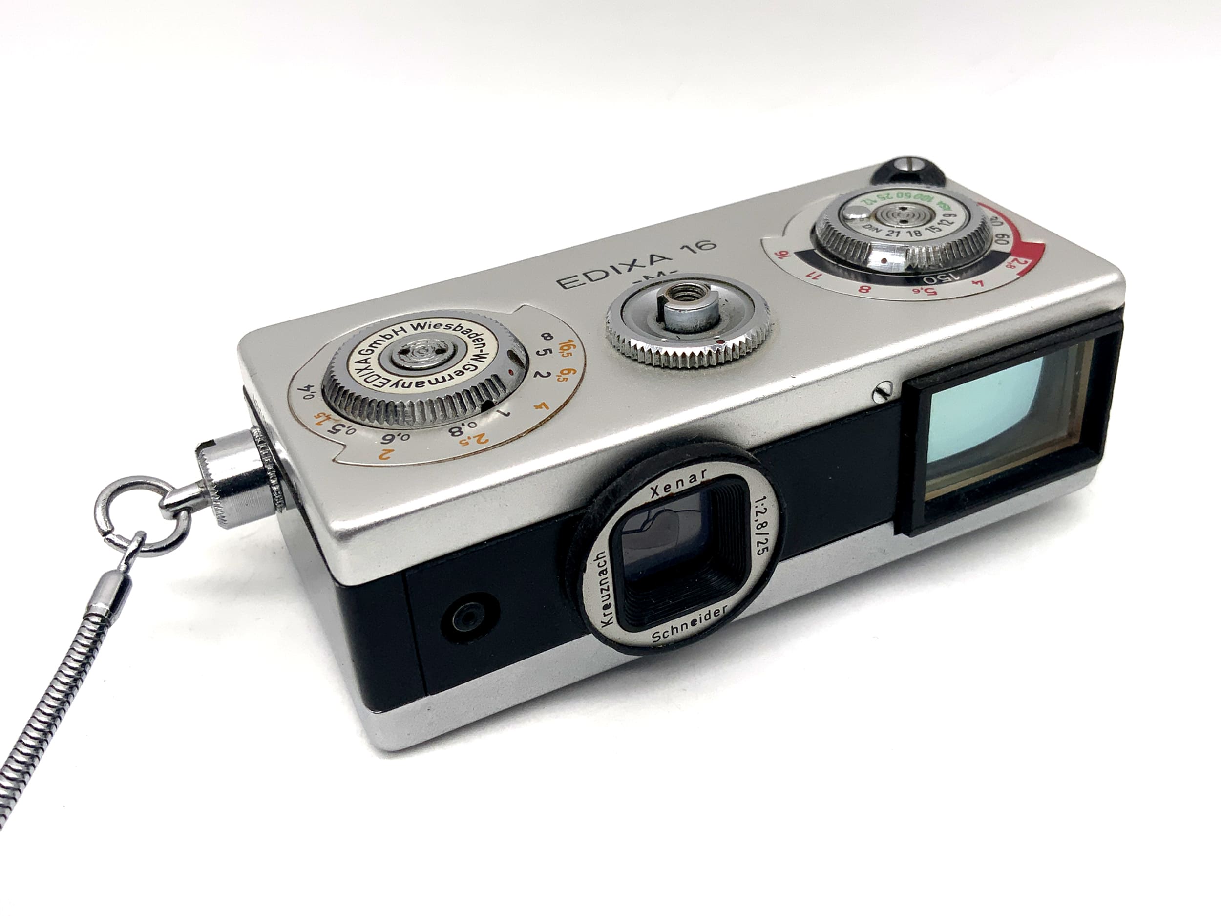 Edixa 16 M miniature camera with Schneider Kreuznach 25mm 1:2.8 subminiature camera