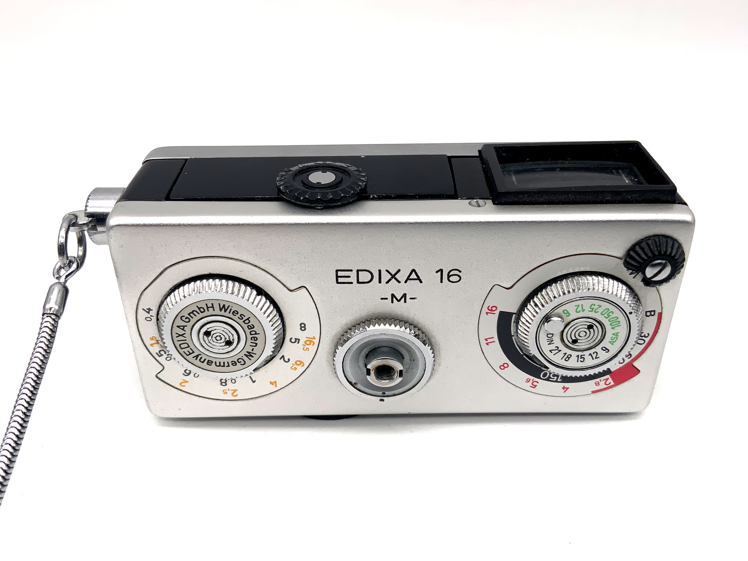 Edixa 16 M miniature camera with Schneider Kreuznach 25mm 1:2.8 subminiature camera