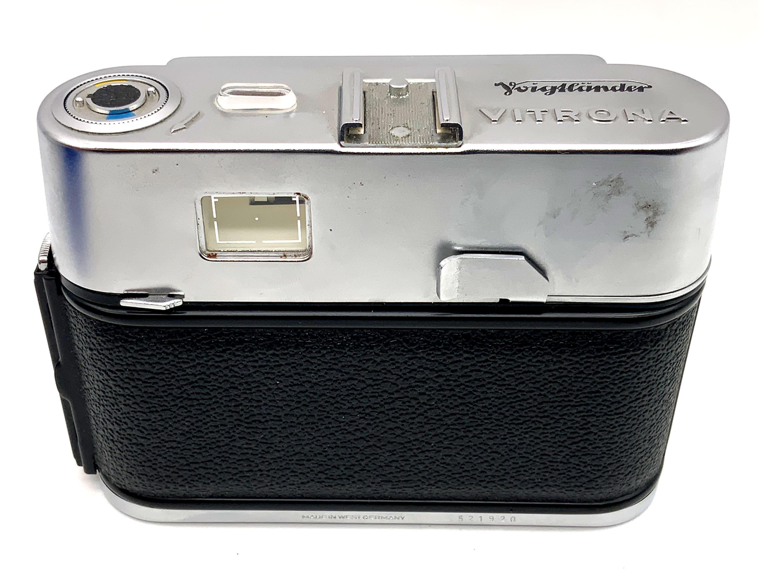 Voigtländer Vitrona viewfinder camera with Lanthar 2.8/50 Prontor 250 analog camera