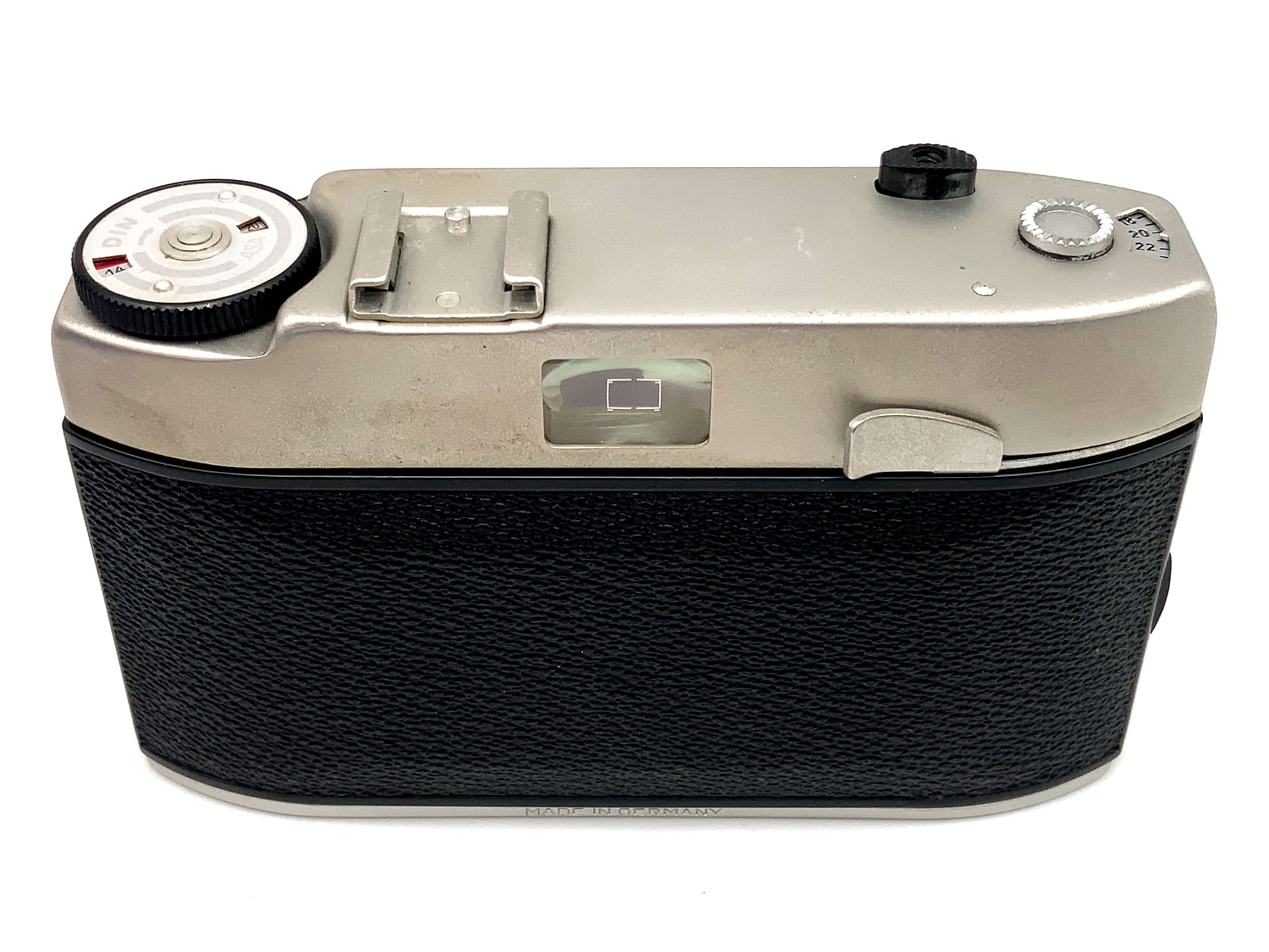 Adox Pronto viewfinder camera with Radionar L 1:2.8/45 analog camera