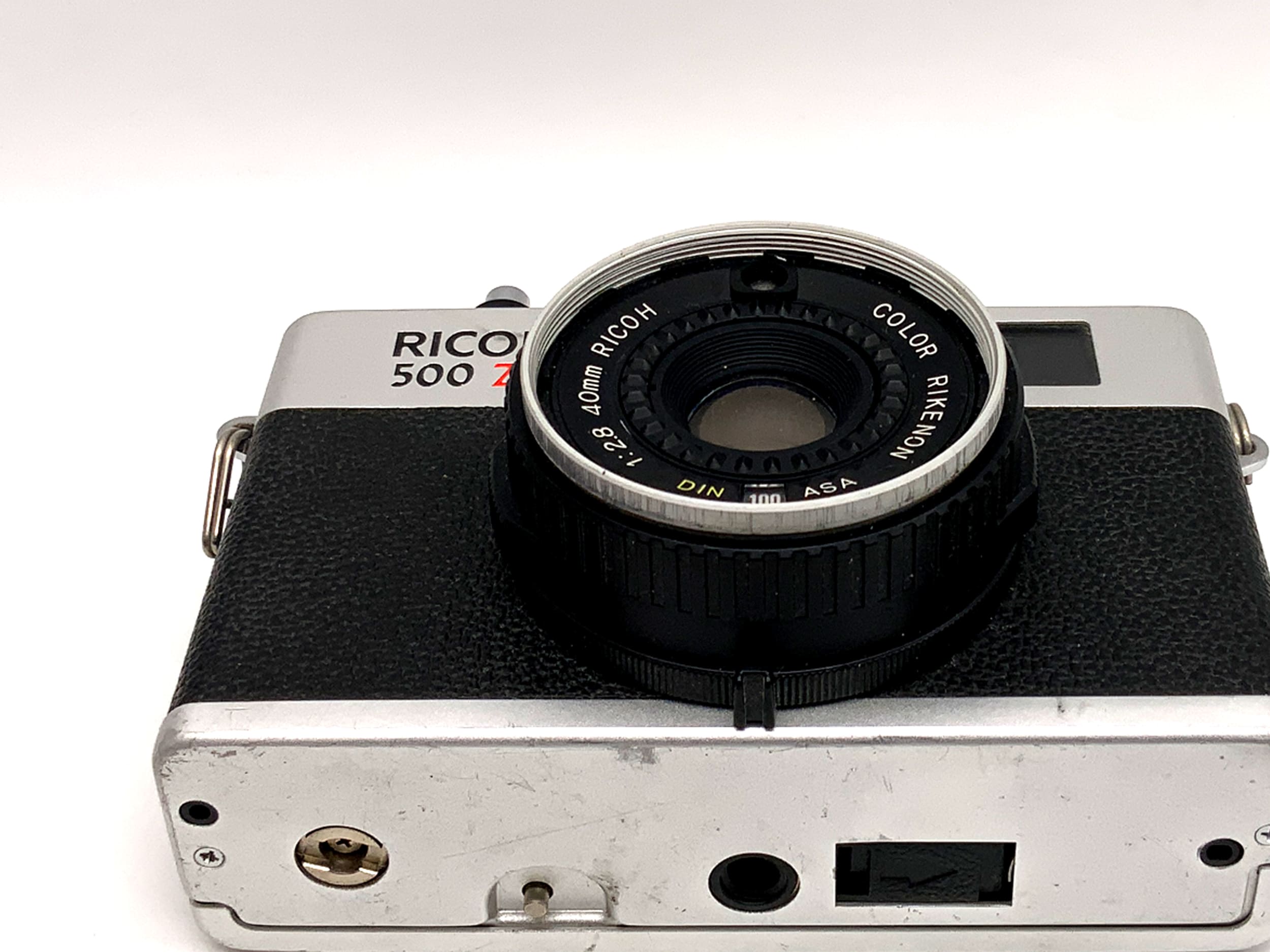 Ricoh 500 ZF viewfinder camera with Color Rikenon 1:2.8/40 analog camera