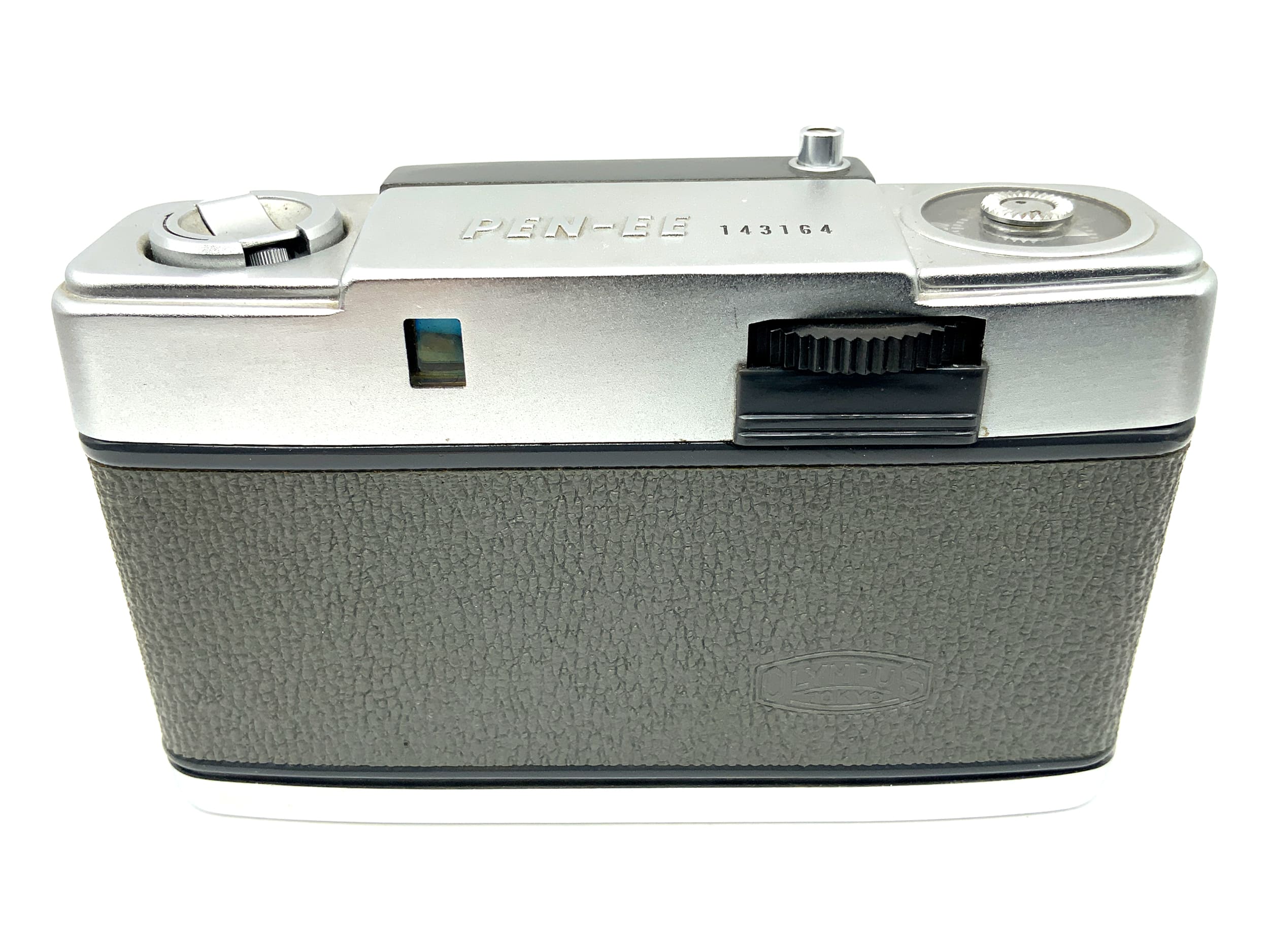 Olympus PEN EE rangefinder camera with D.Zuiko 1:3.5 f=2.8cm analog camera