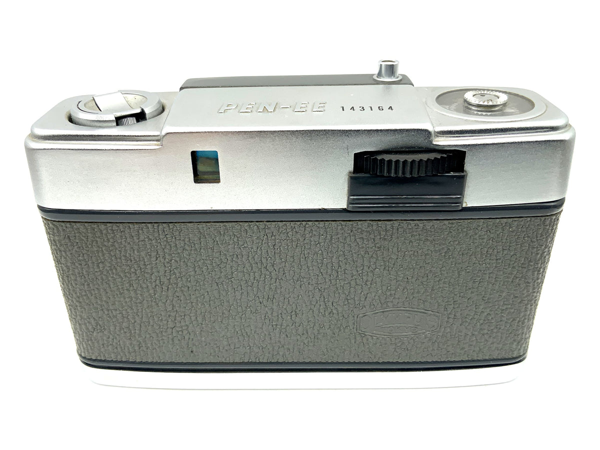 Olympus PEN EE rangefinder camera with D.Zuiko 1:3.5 f=2.8cm analog camera