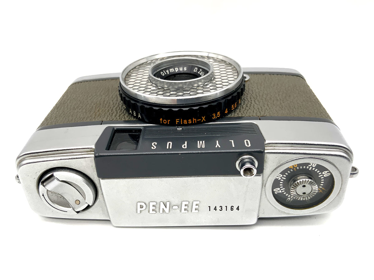 Olympus PEN EE rangefinder camera with D.Zuiko 1:3.5 f=2.8cm analog camera