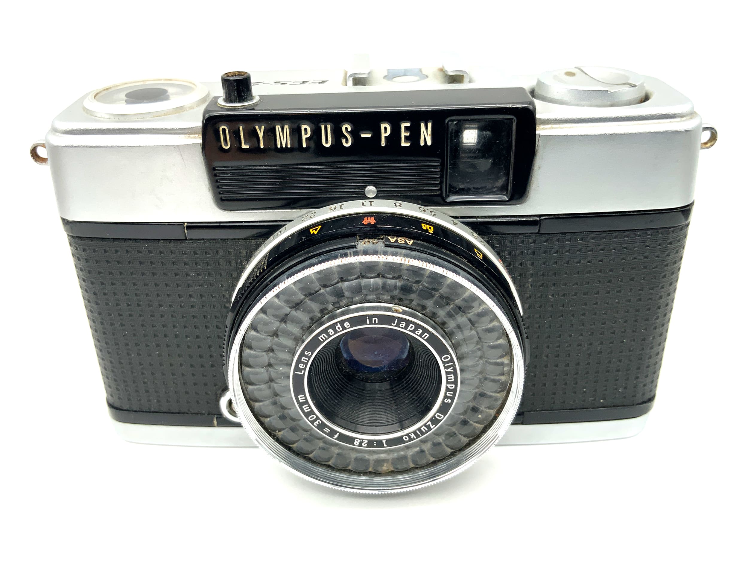 Olympus PEN EES-2 rangefinder camera with D.Zuiko 30mm 1:2.8 analog camera