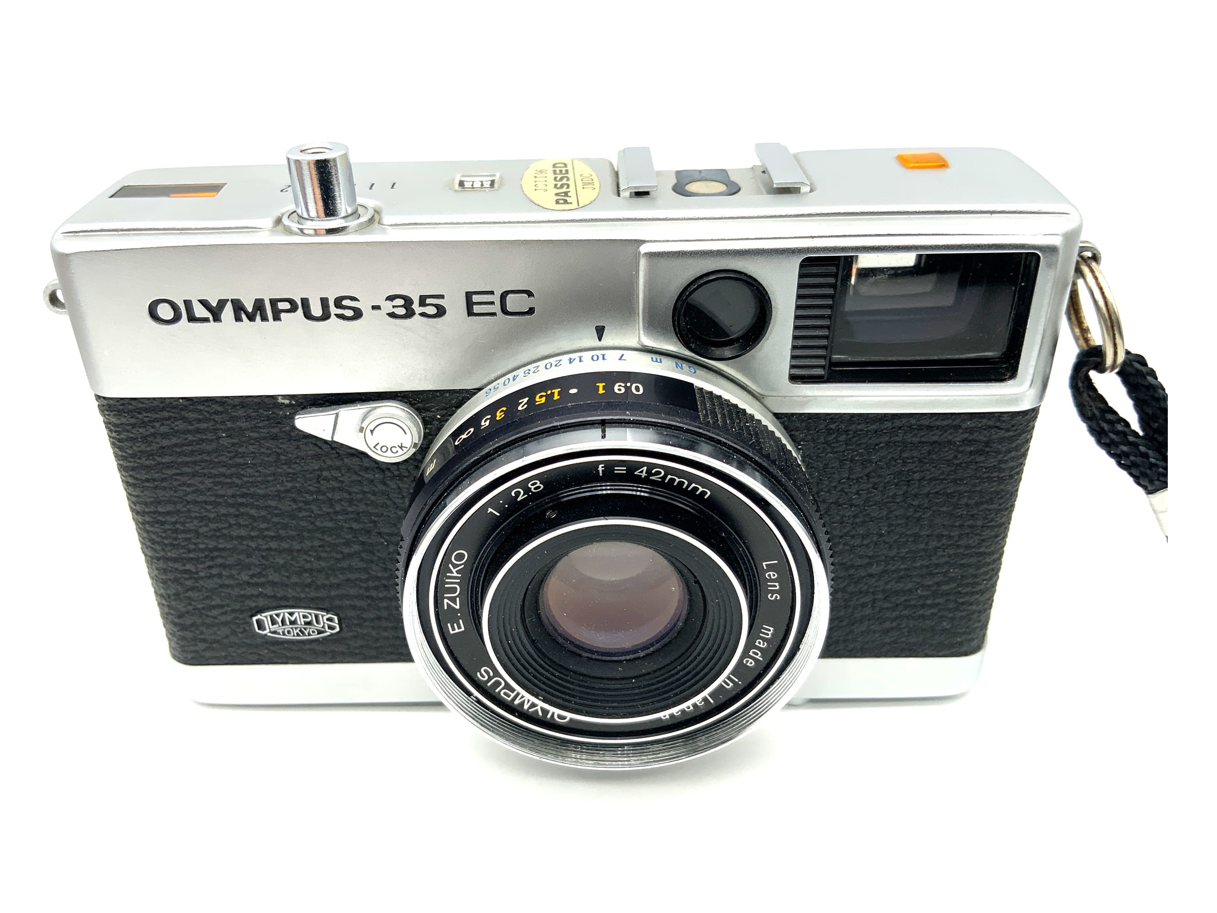 Olympus 35 EC rangefinder camera with E.Zuiko 42mm 1:2.8 compact camera analog camera