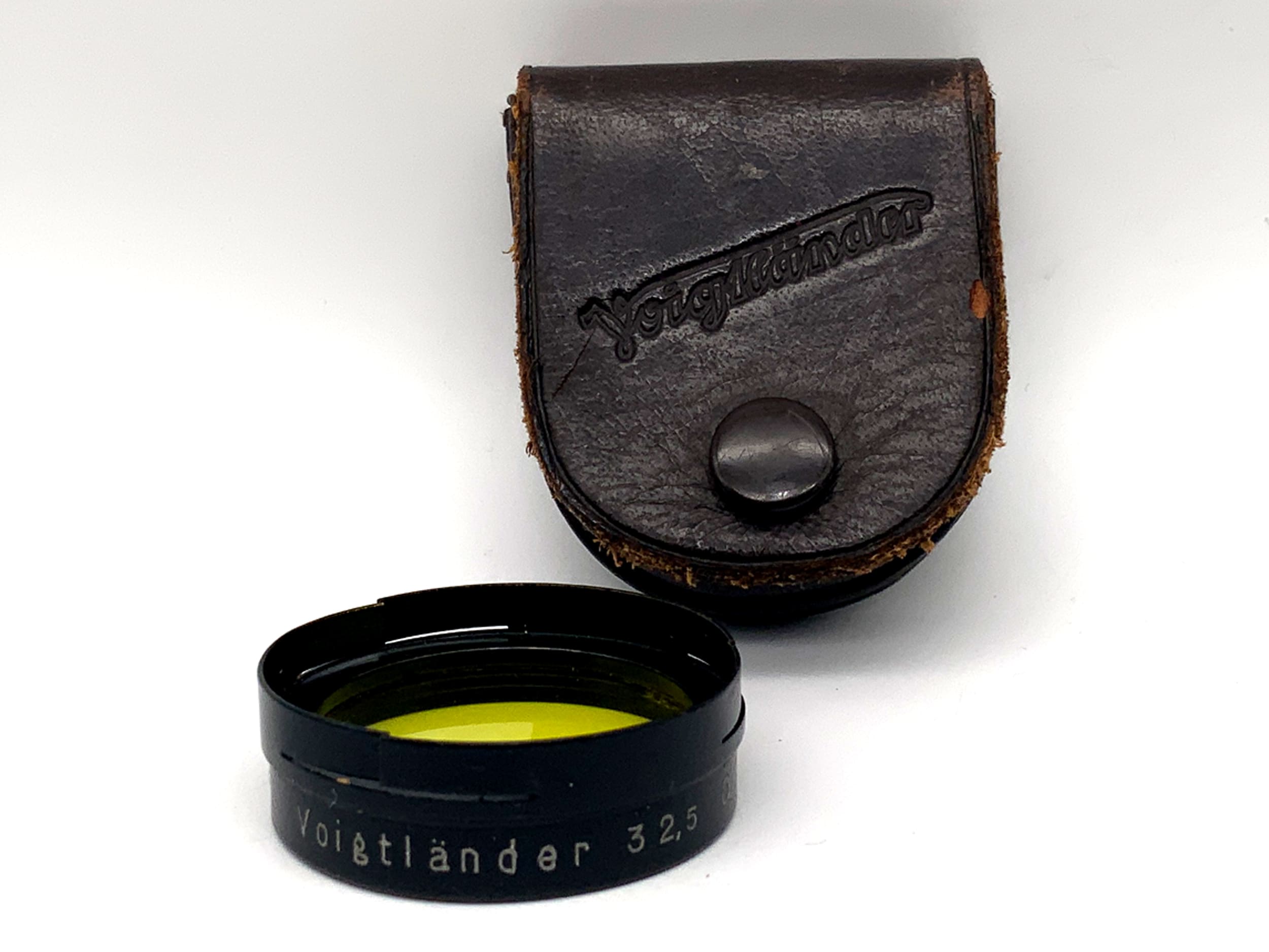 Voigtländer yellow color filter 32.5 a slip-on filter 32mm