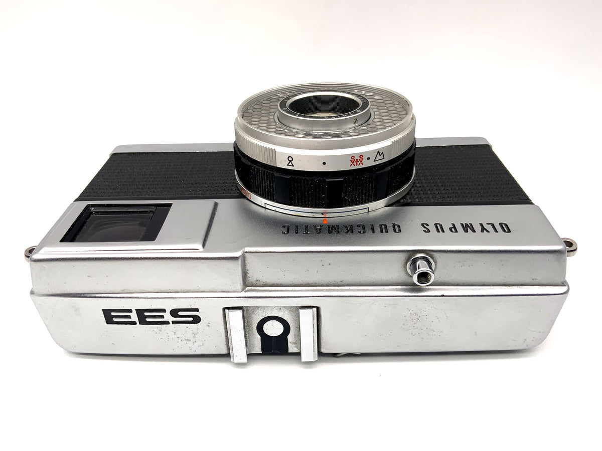 Olympus Quickmatic EES 126 viewfinder camera with 36mm 1:2.8 analog camera