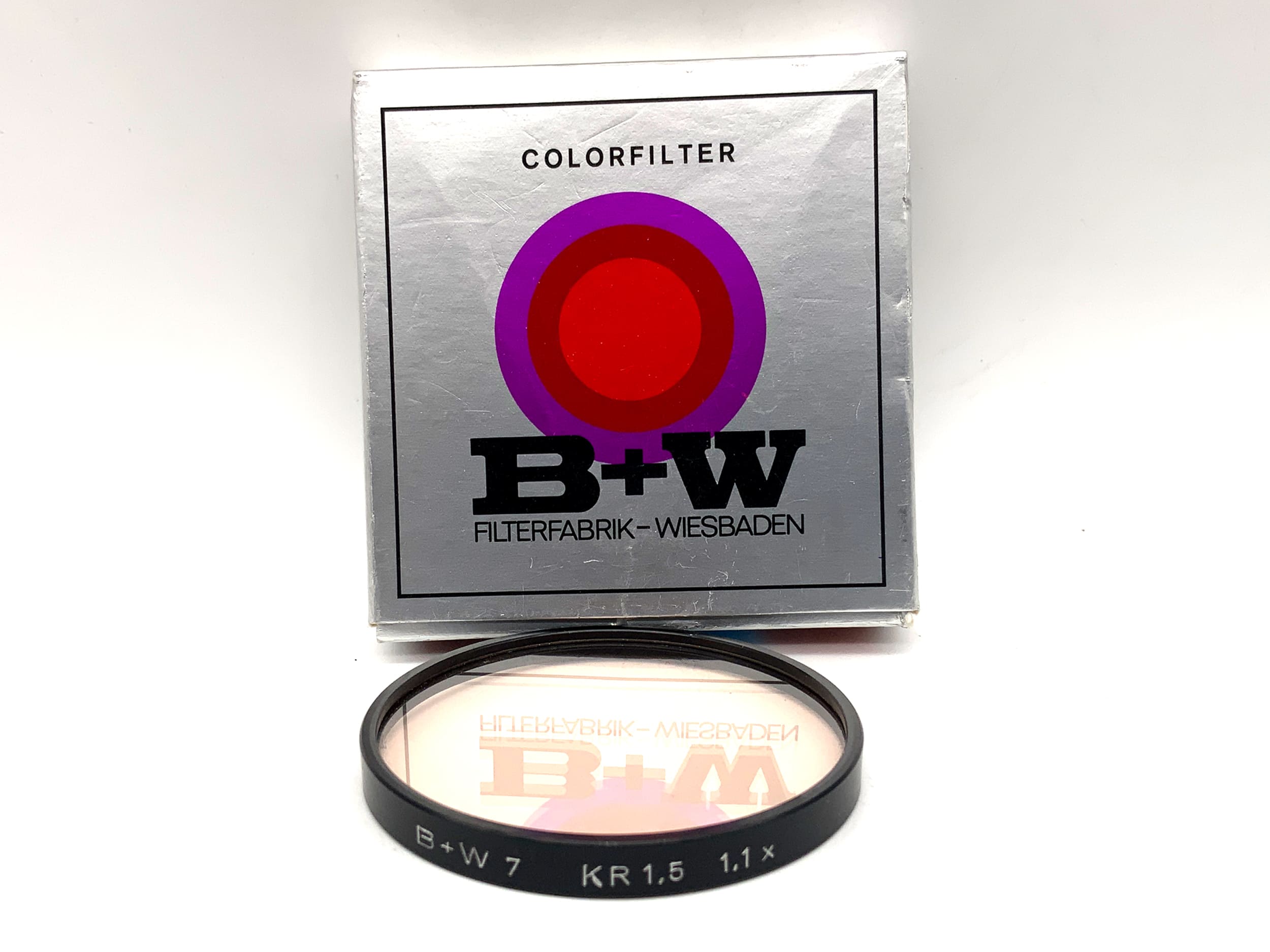 B+W Skylight KR 1.5 1.1x in original packaging, Series 7 circular insert filter