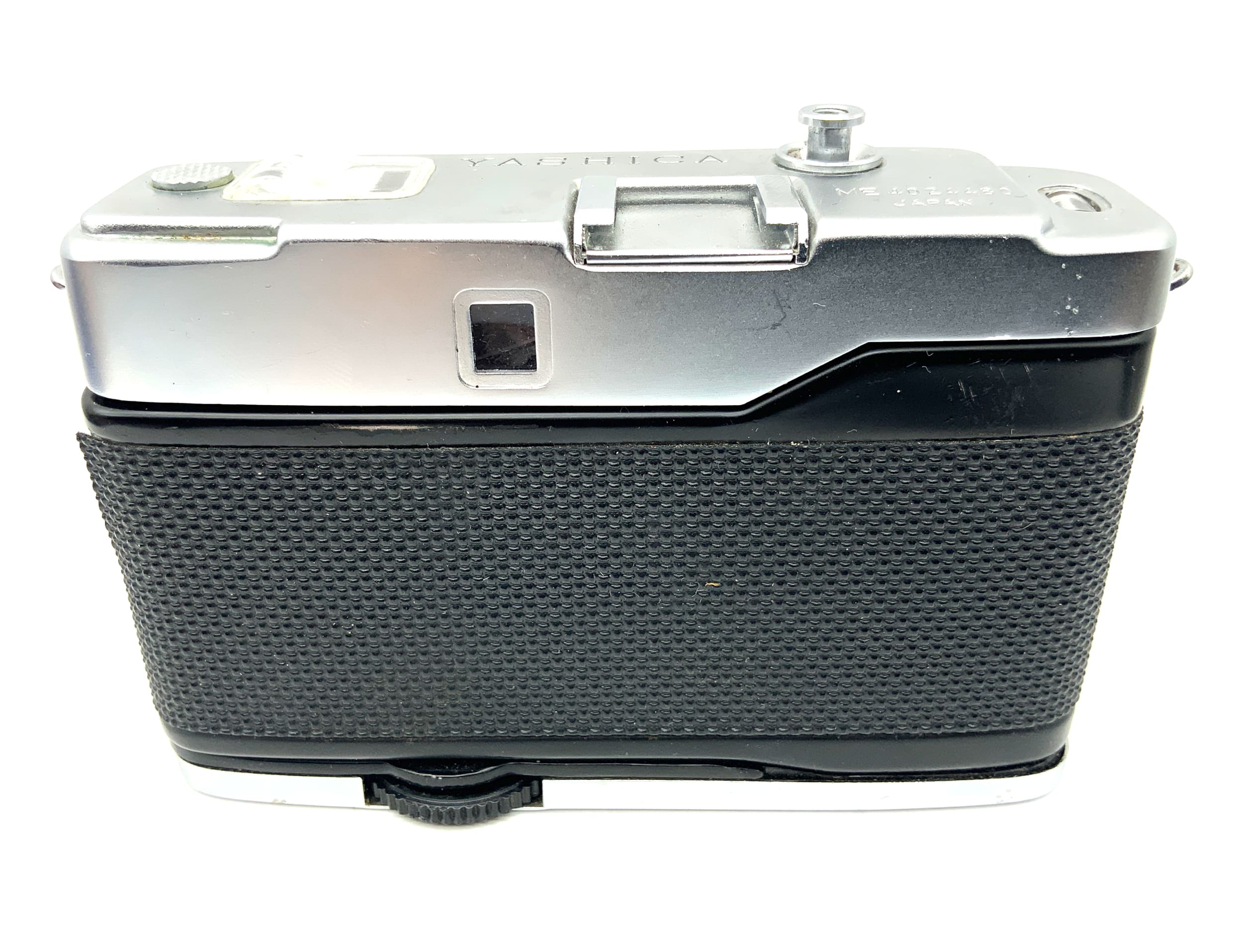 Yashica Mimy viewfinder camera with Yashinon 28mm 1:2.8 half-frame camera, analog camera