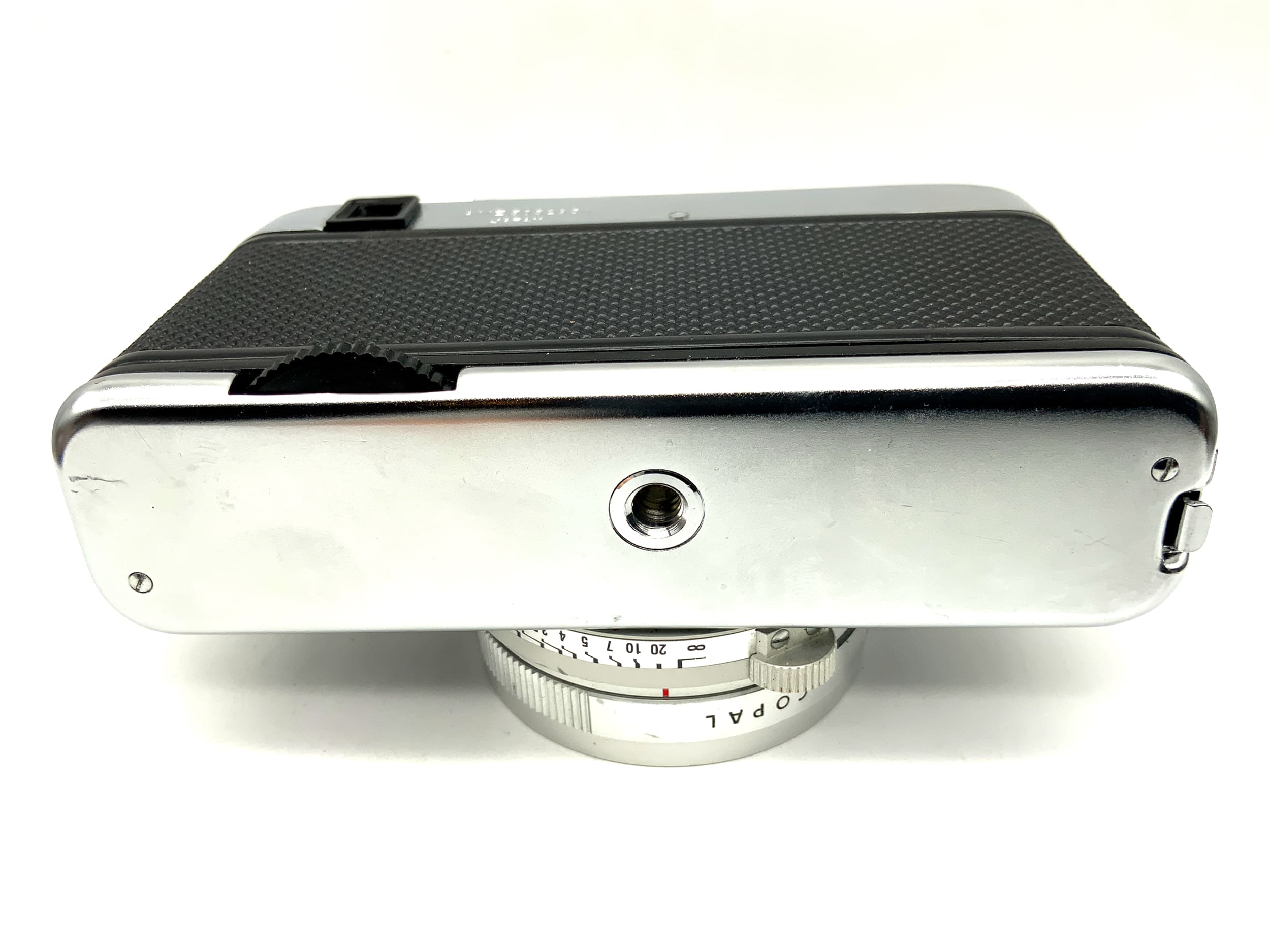 Yashica Half 17 EE Rapid viewfinder camera with Yashinon 32mm 1:1.7 half-frame camera