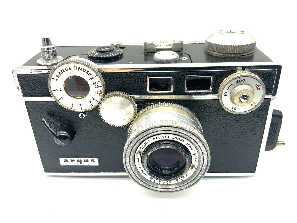 Argus C3 viewfinder camera with coated Cintar 50mm f/3.5 compact camera, analog camera