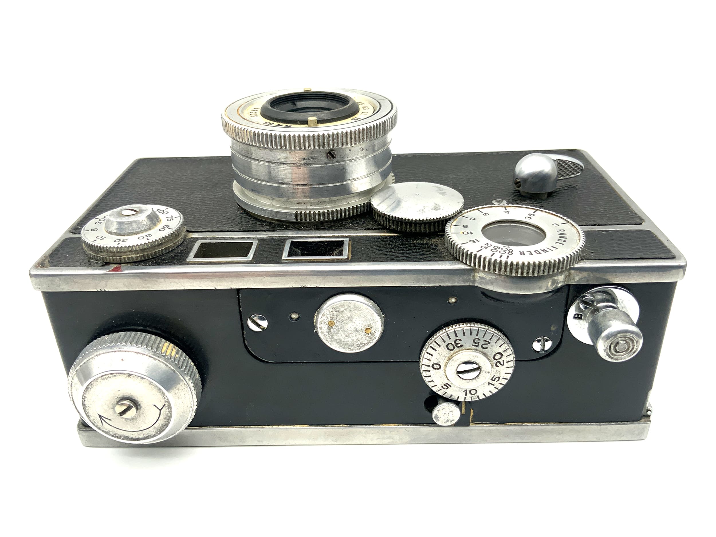 Argus C3 viewfinder camera with 50mm f/3.5 US WW2 compact camera analog camera