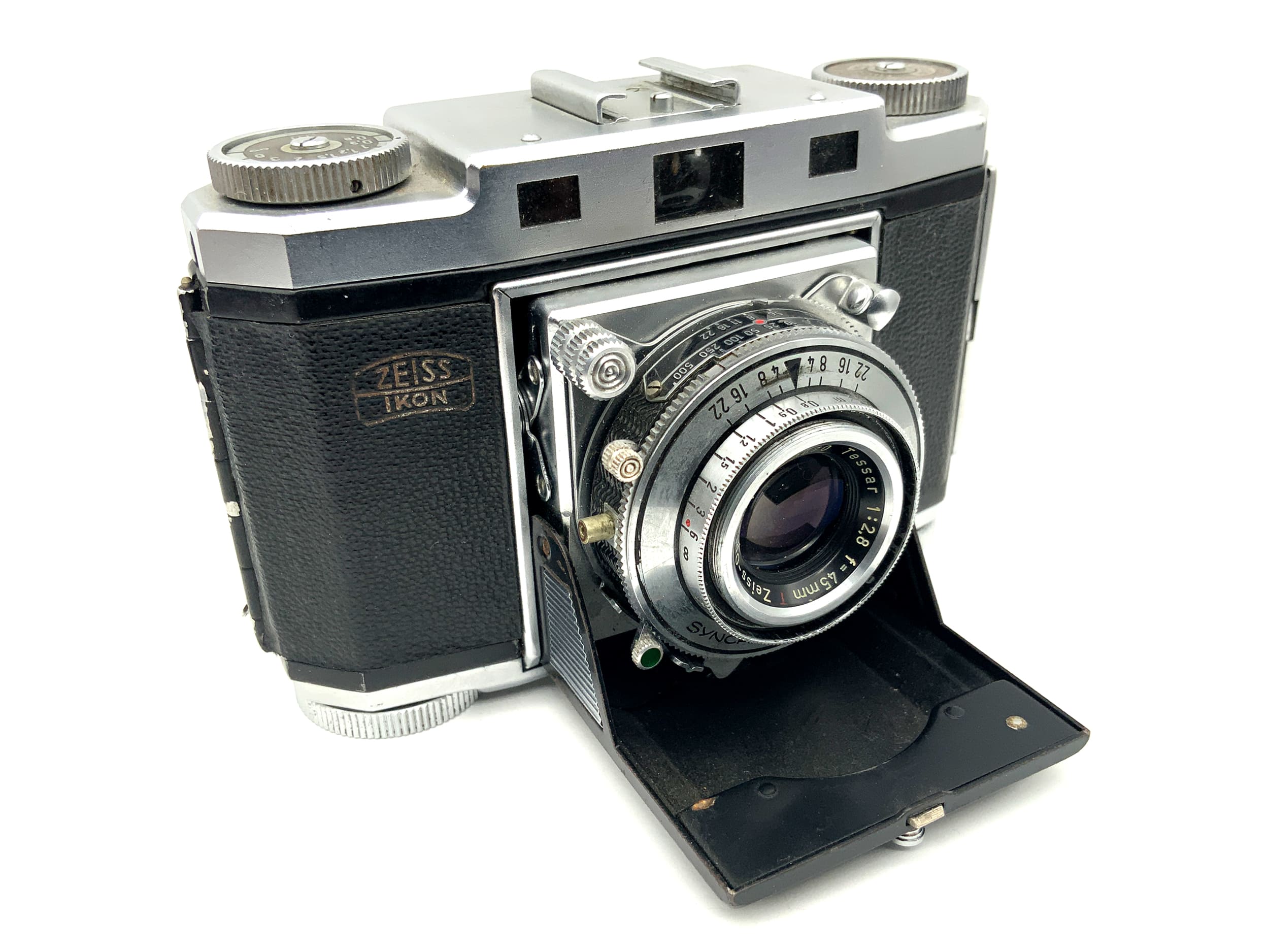 Zeiss Ikon Contina 524/24 folding camera with red T Tessar 45mm 1:2.8 Synchro-Compur