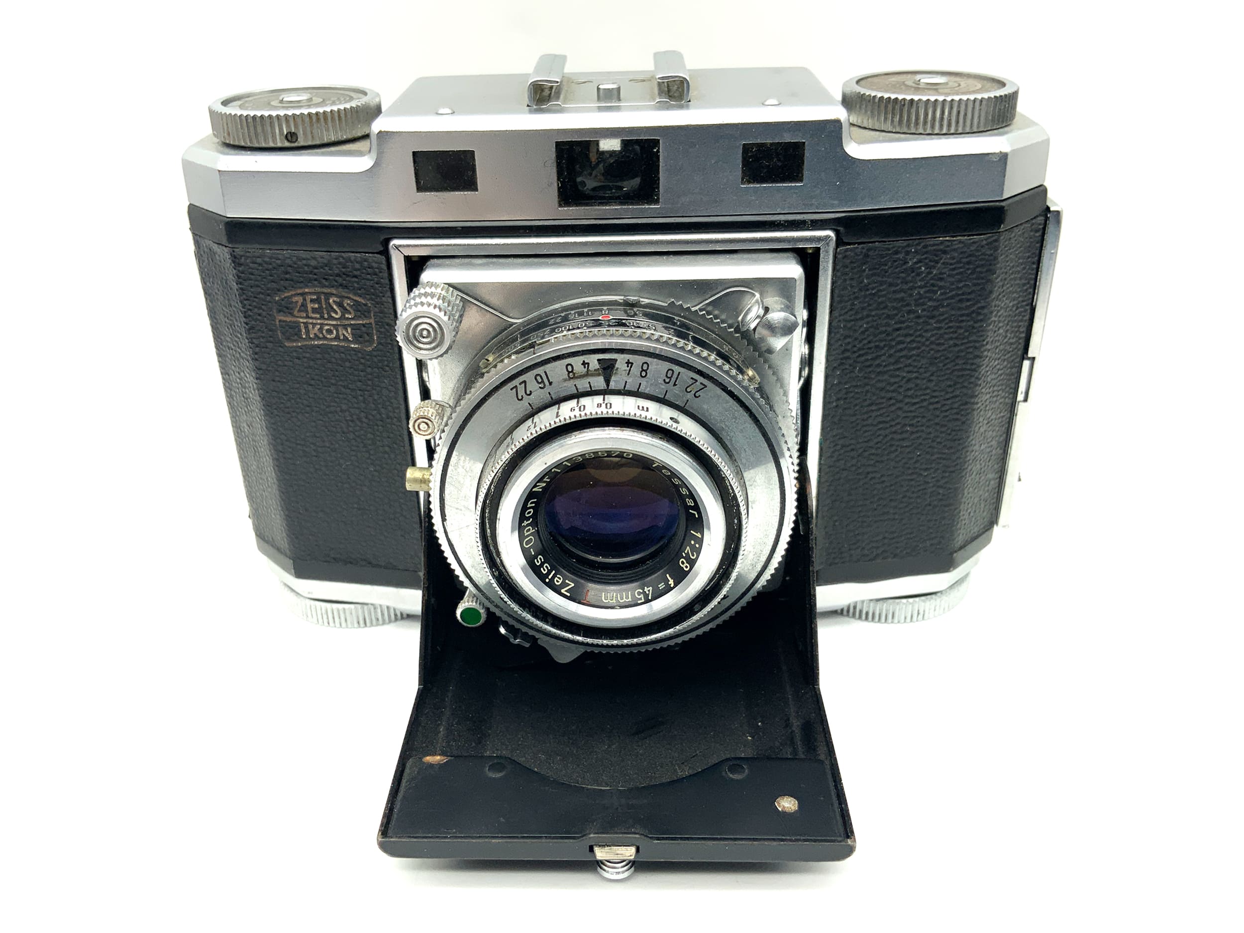 Zeiss Ikon Contina 524/24 folding camera with red T Tessar 45mm 1:2.8 Synchro-Compur