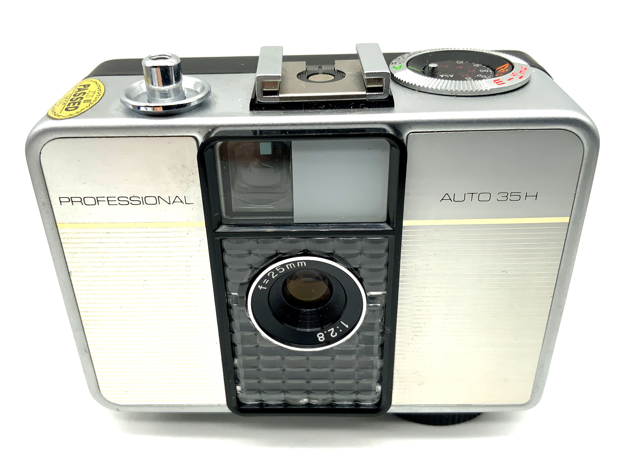 Ricoh Professional Auto 35 H viewfinder camera with 25mm 1:2.8 half-frame camera