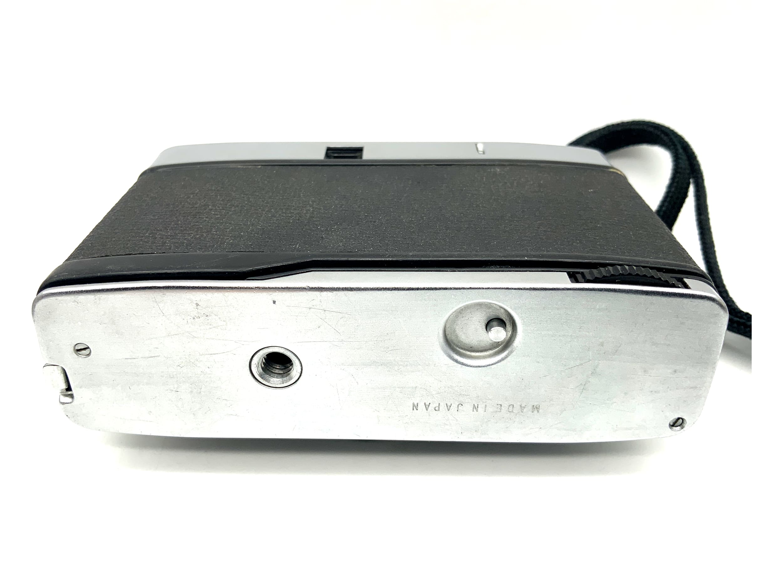 Ricoh Caddy viewfinder camera with Ricoh 25mm F:2.8 half-frame analog camera