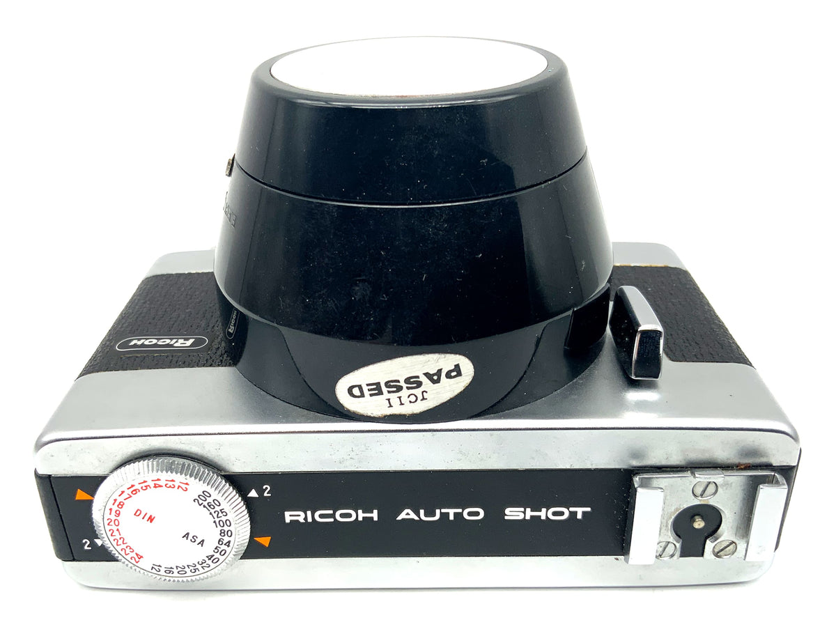 Ricoh Auto Shot viewfinder camera with Ricohon 35mm f/2.8 compact camera, analog camera