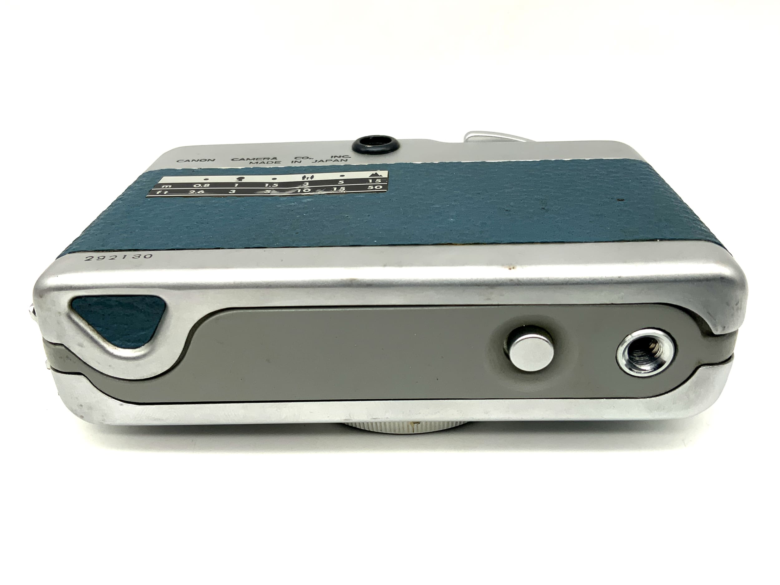 Canon Demi viewfinder camera with SH 28mm 1:2.8 half-frame camera, analog camera