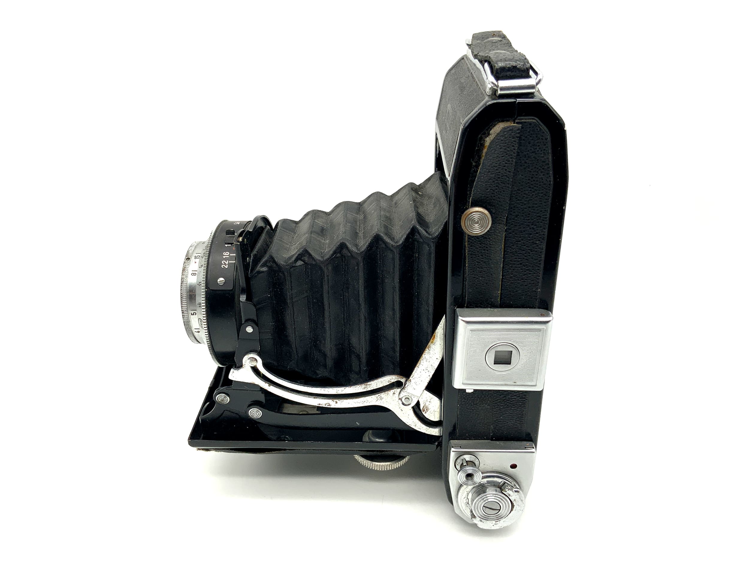 Zeiss Ikon Ercona folding camera with Novonar Anastigmat 110mm 4.5 red V