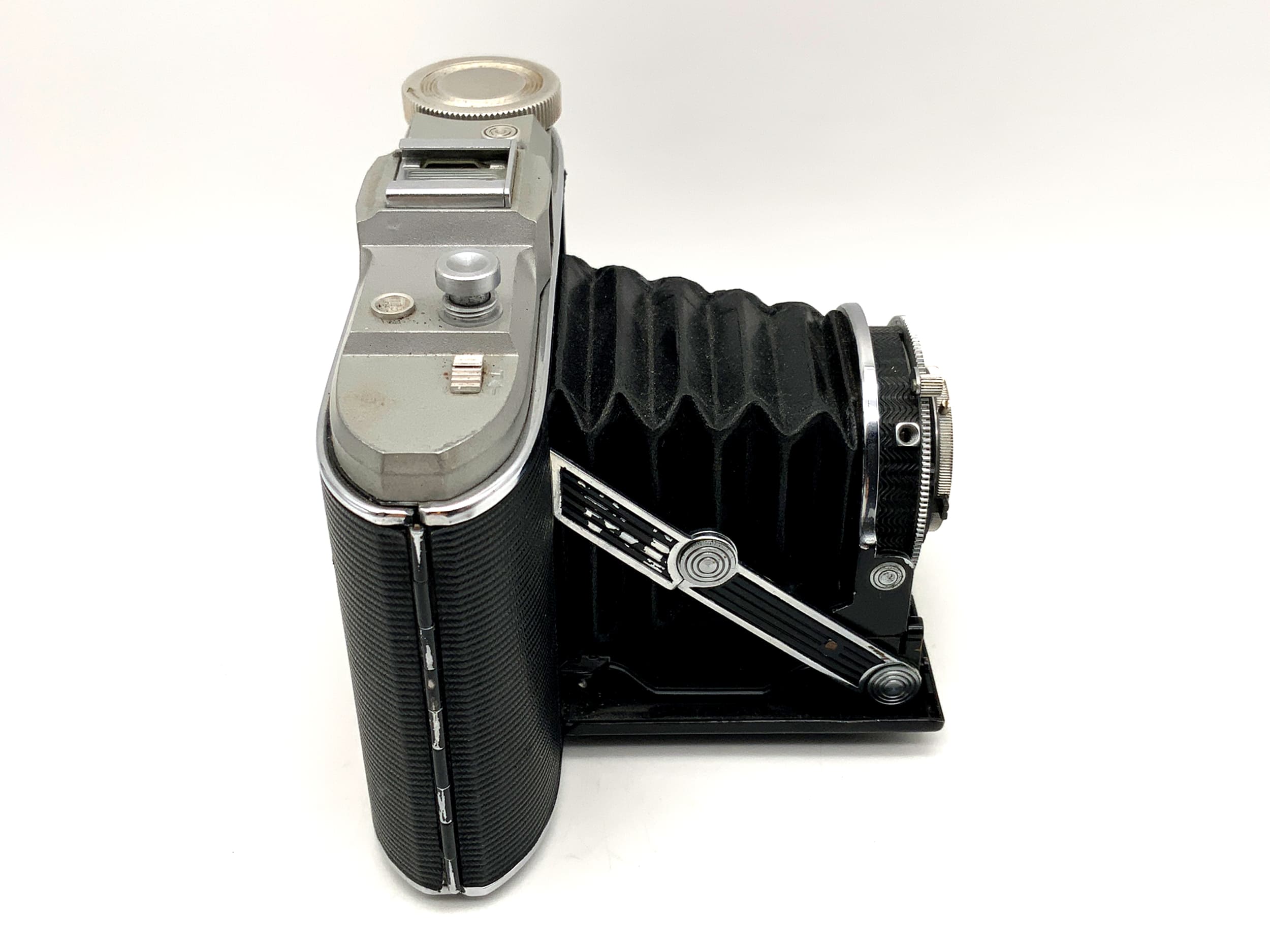 Agfa Isolette folding camera with Solinar 1:4.5 8.5cm Compur-Rapid analog camera