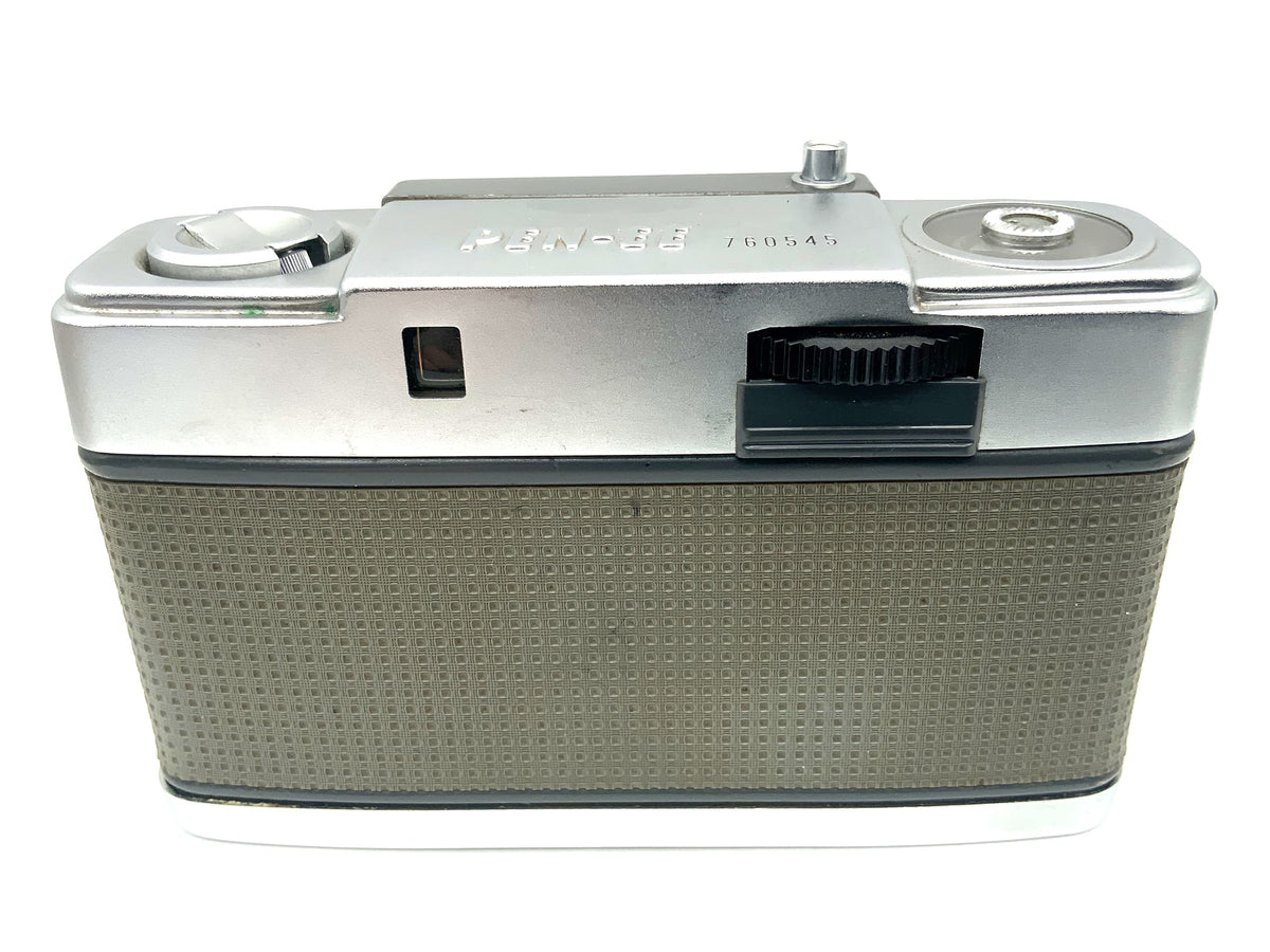 Olympus PEN-EE S rangefinder camera with D.Zuiko 35mm 1:2.8 half-frame camera
