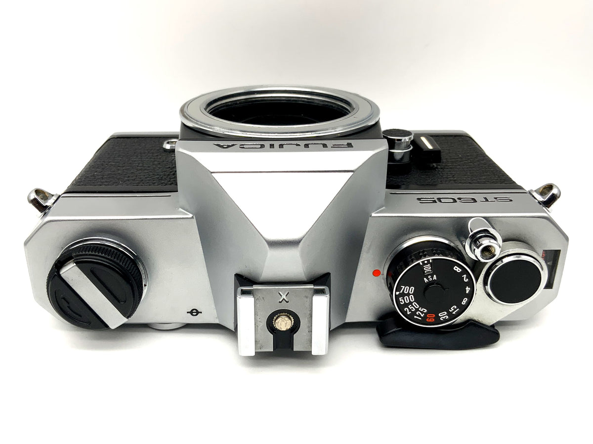 Fujica ST605 35mm SLR camera, analog! Light meter defective! Body (M42)