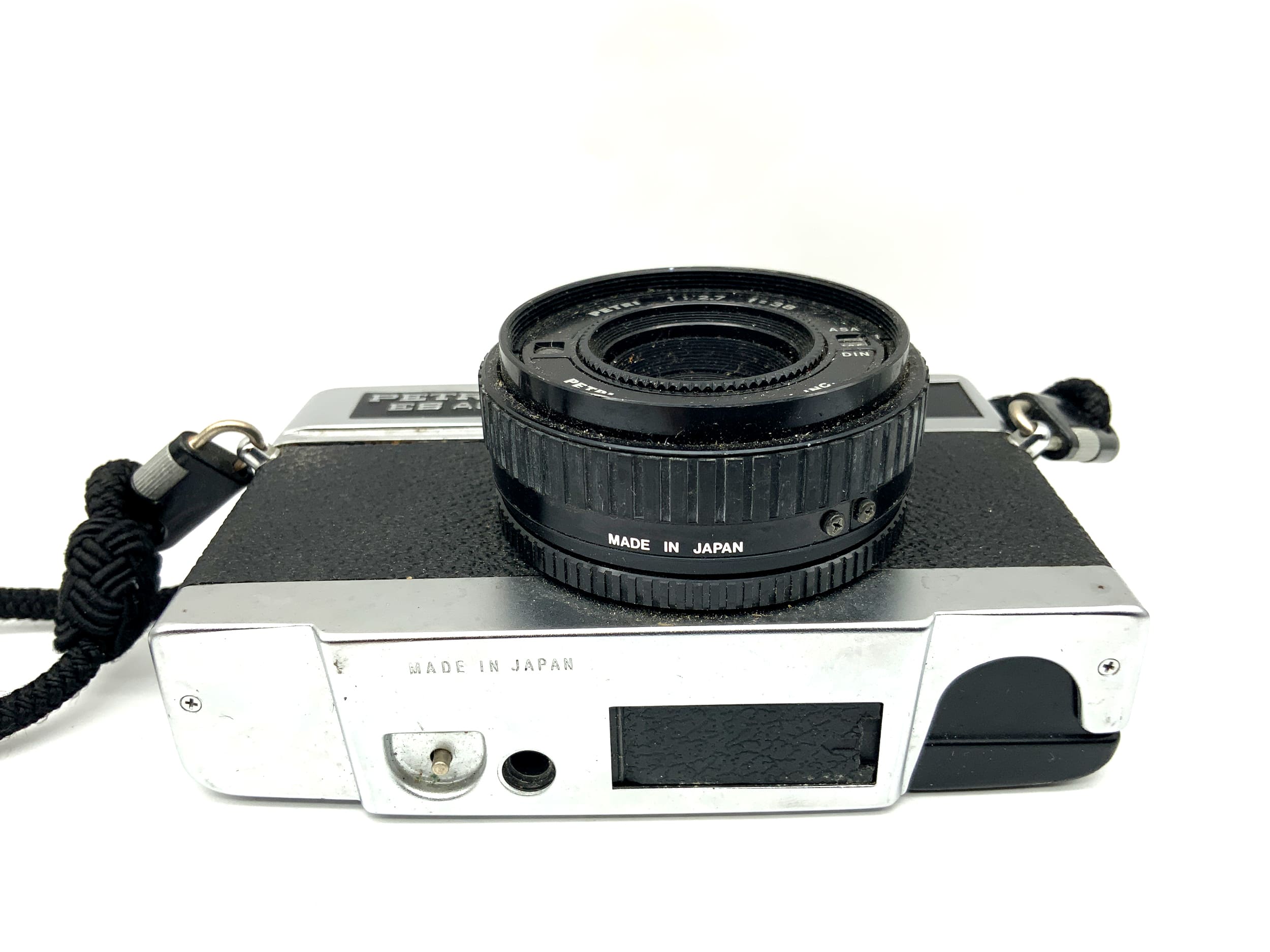 Petri ES Auto viewfinder camera with 1:2.7 38mm compact camera analog camera