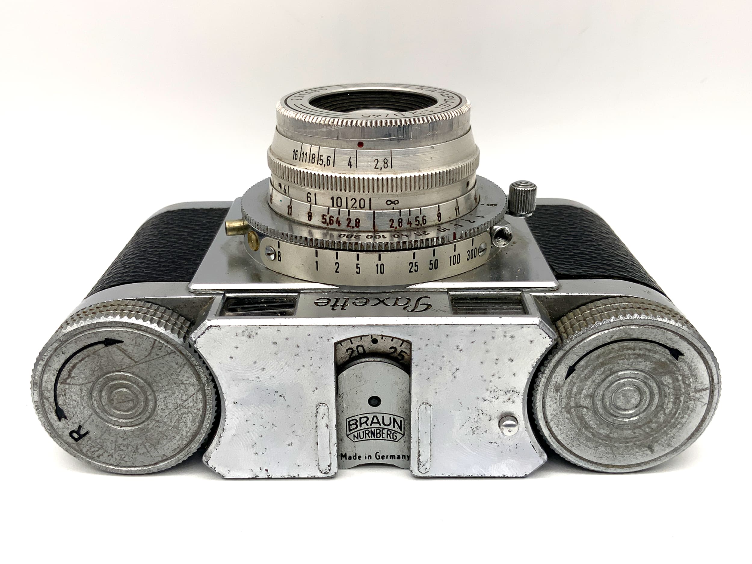 Braun Paxette viewfinder camera with Kataplast 1:2.8/45 Prontor-S analog camera