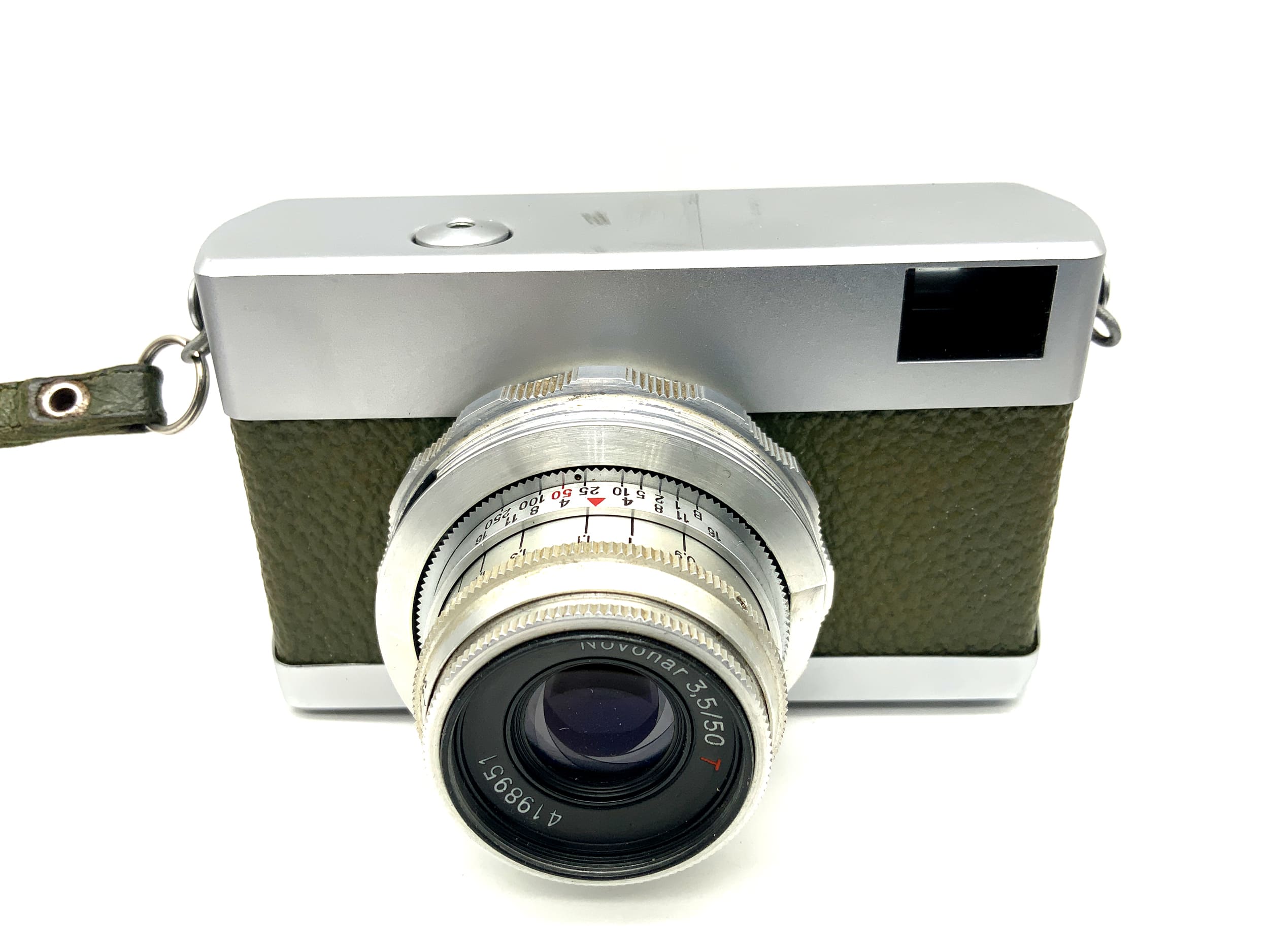 Carl Zeiss Jena Werra rangefinder camera with Novonar 3.5/50mm analog camera