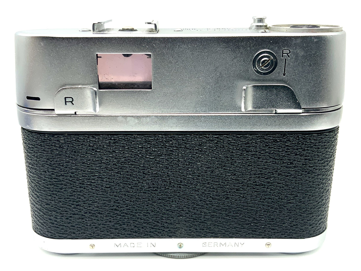 Braun Paxette electromatic viewfinder camera with Ennagon f=40mm analog camera