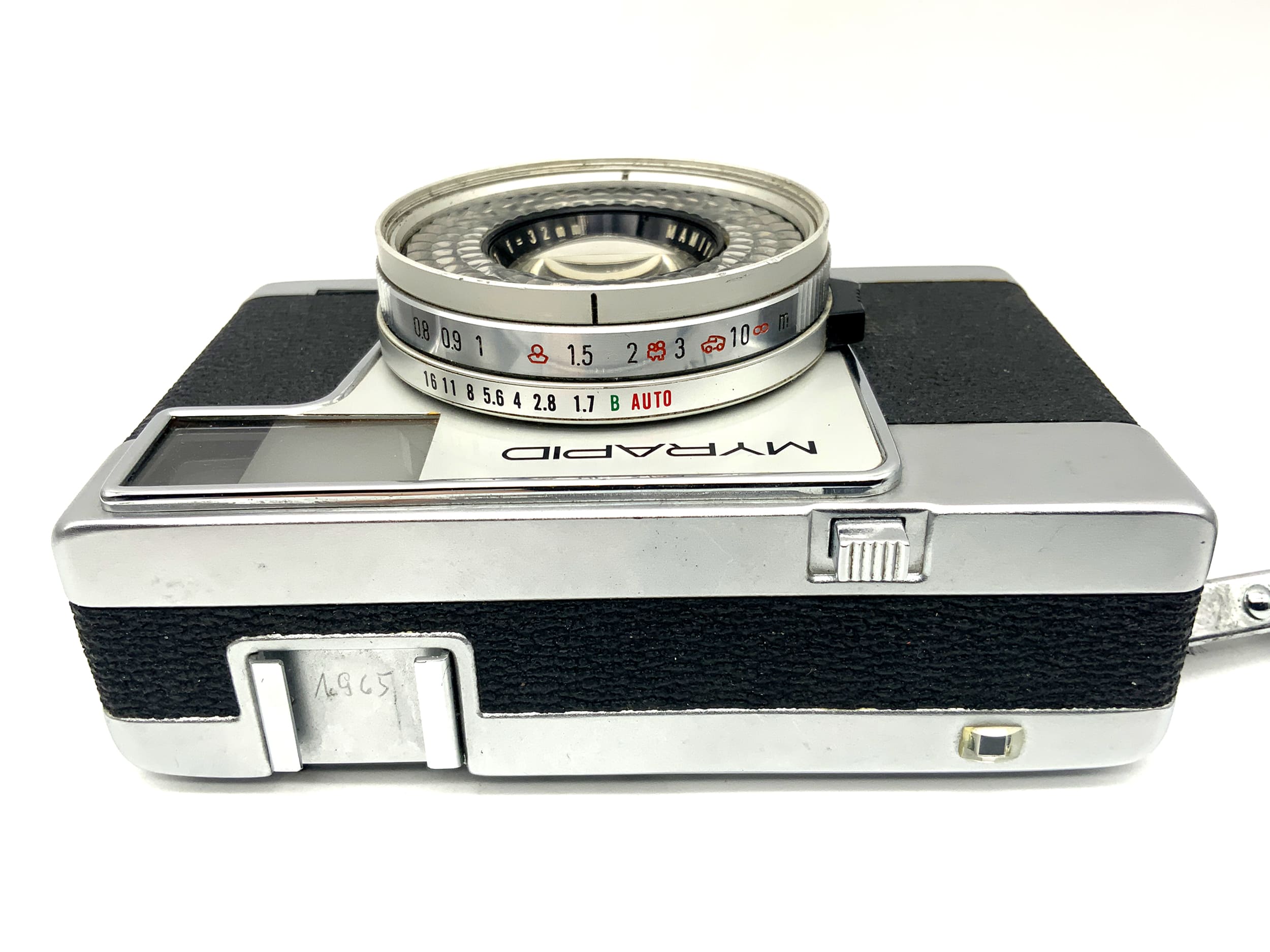 Mamiya Myrapid viewfinder camera with Tominon 32mm 1:1.7 half-frame analog camera