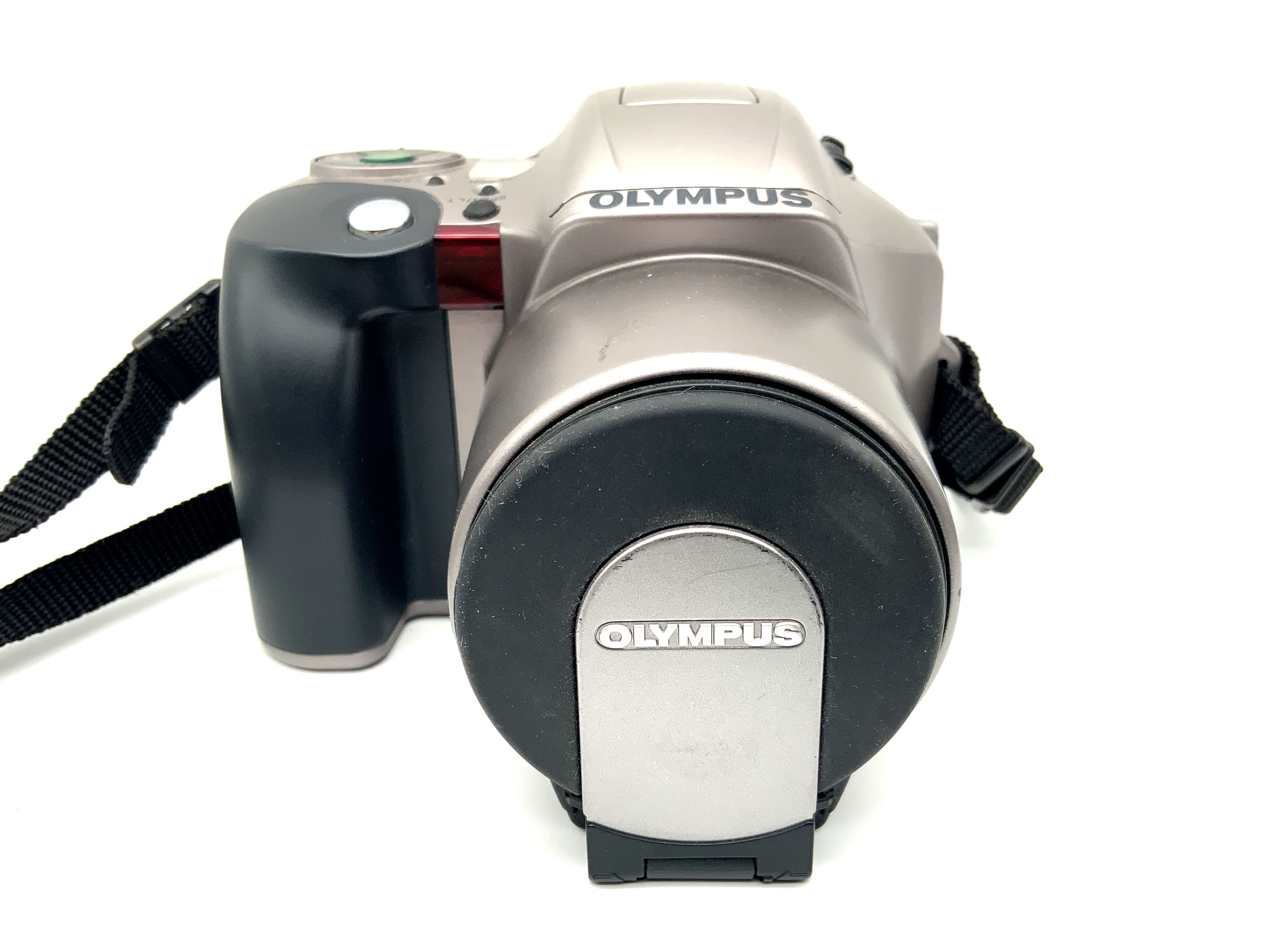 Olympus IS-200 bridge camera with 28-110mm 1:4.5-5.6 analog camera