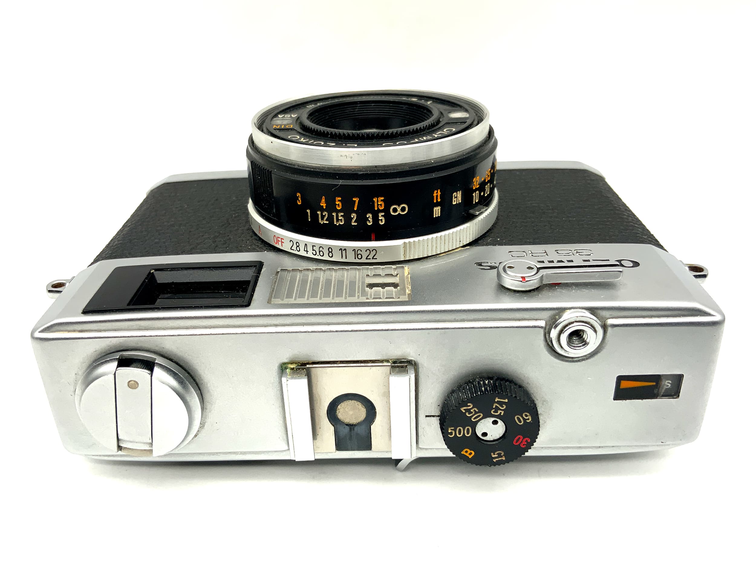 Olympus 35 RC viewfinder camera with E.Zuiko 42mm 1:2.8 compact camera analog camera