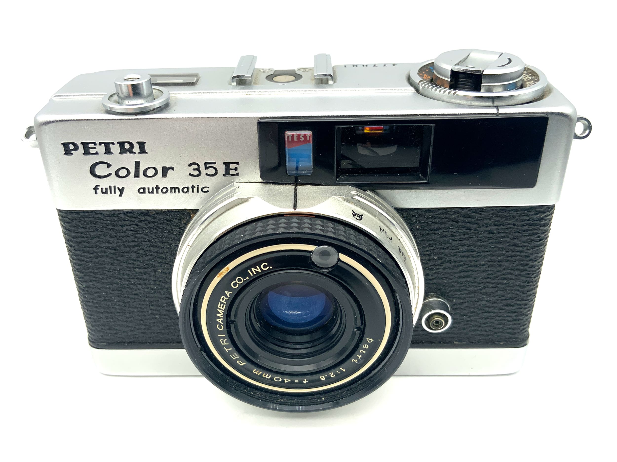 Petri Color 35E viewfinder camera with 40mm 1:2.8 compact camera, analog camera