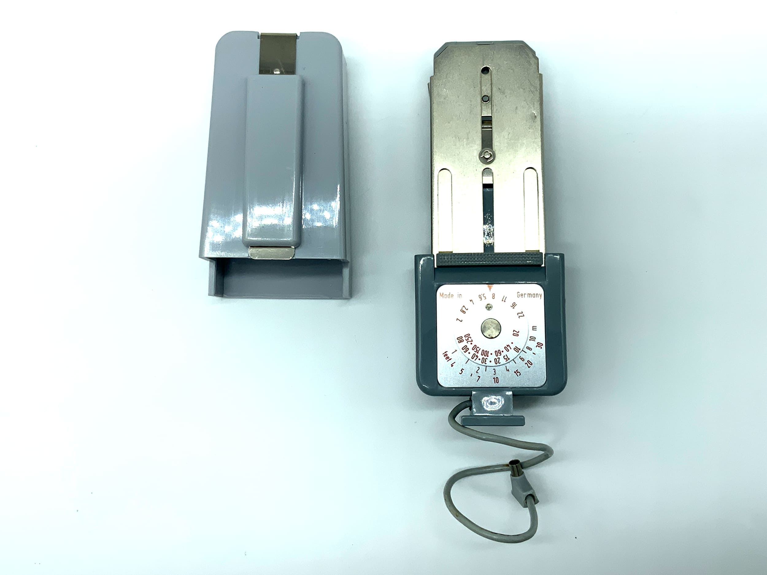 Zeiss Ikon Ikoblitz M flash unit universal camera flash