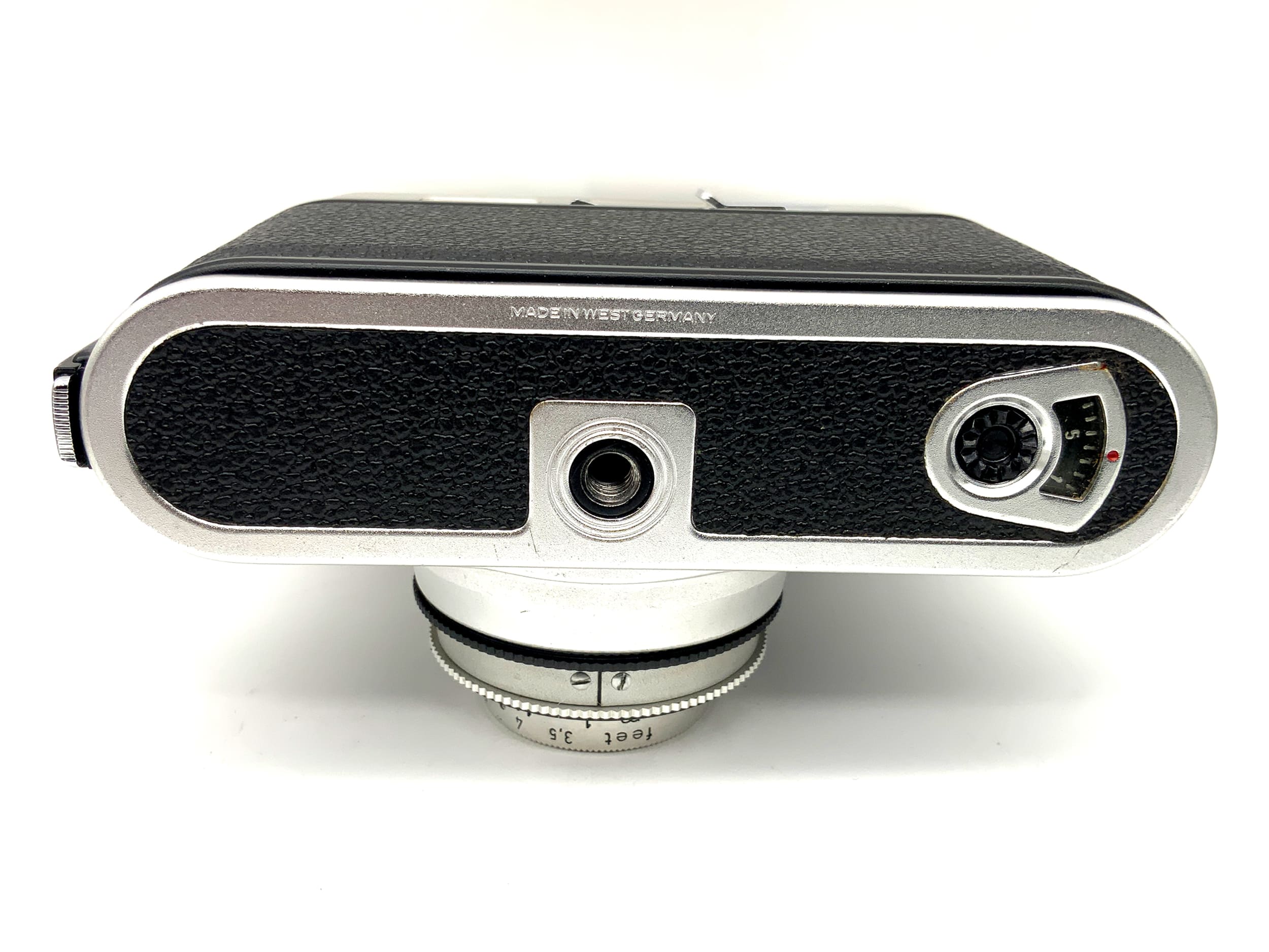 Zeiss Ikon Colora F rangefinder camera with Novicar 2.8/50 Prontor 125 analog camera