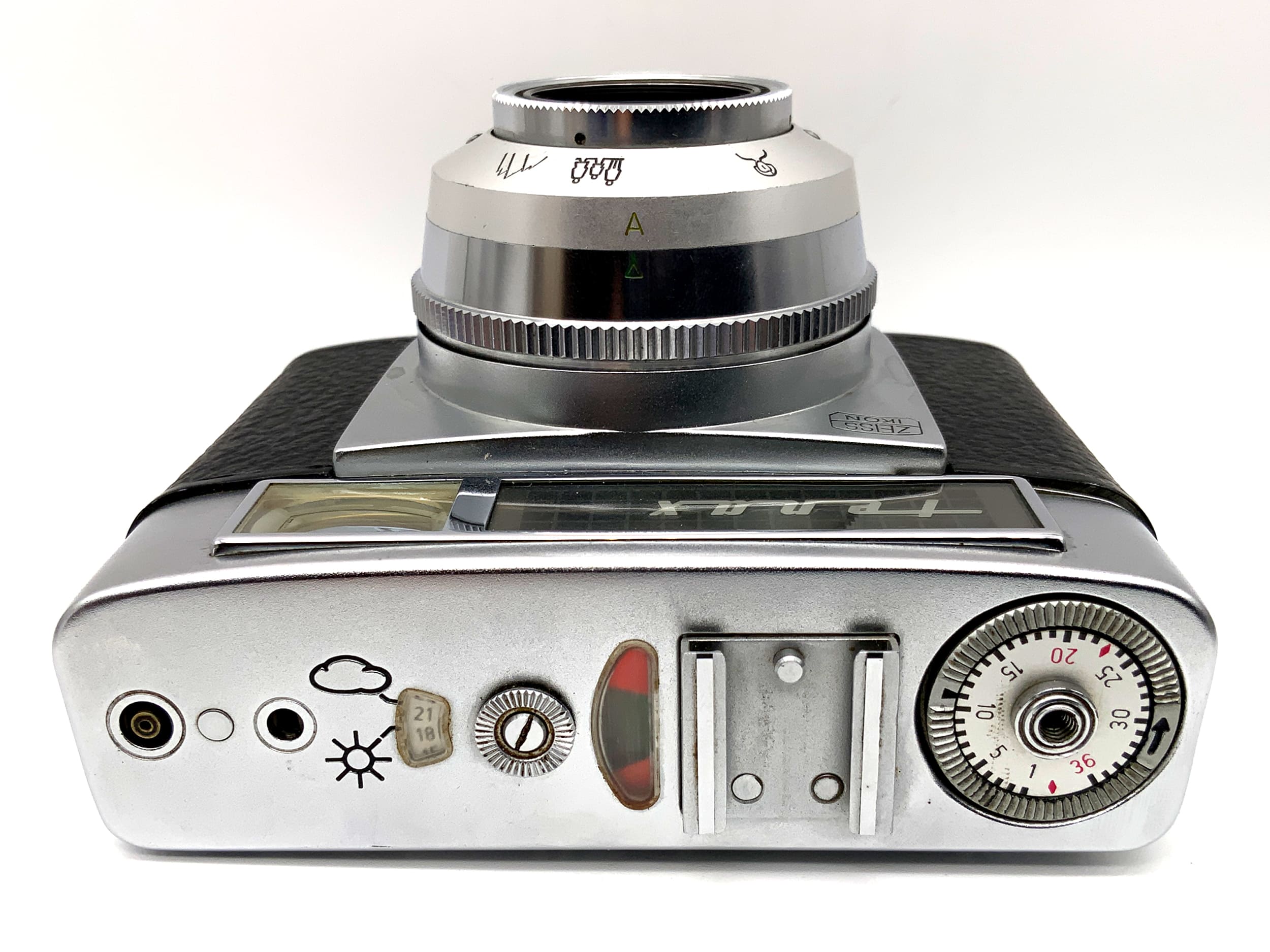 Zeiss Ikon tenax rangefinder camera with Tessar 2.8/50 Prontormat-S analog camera