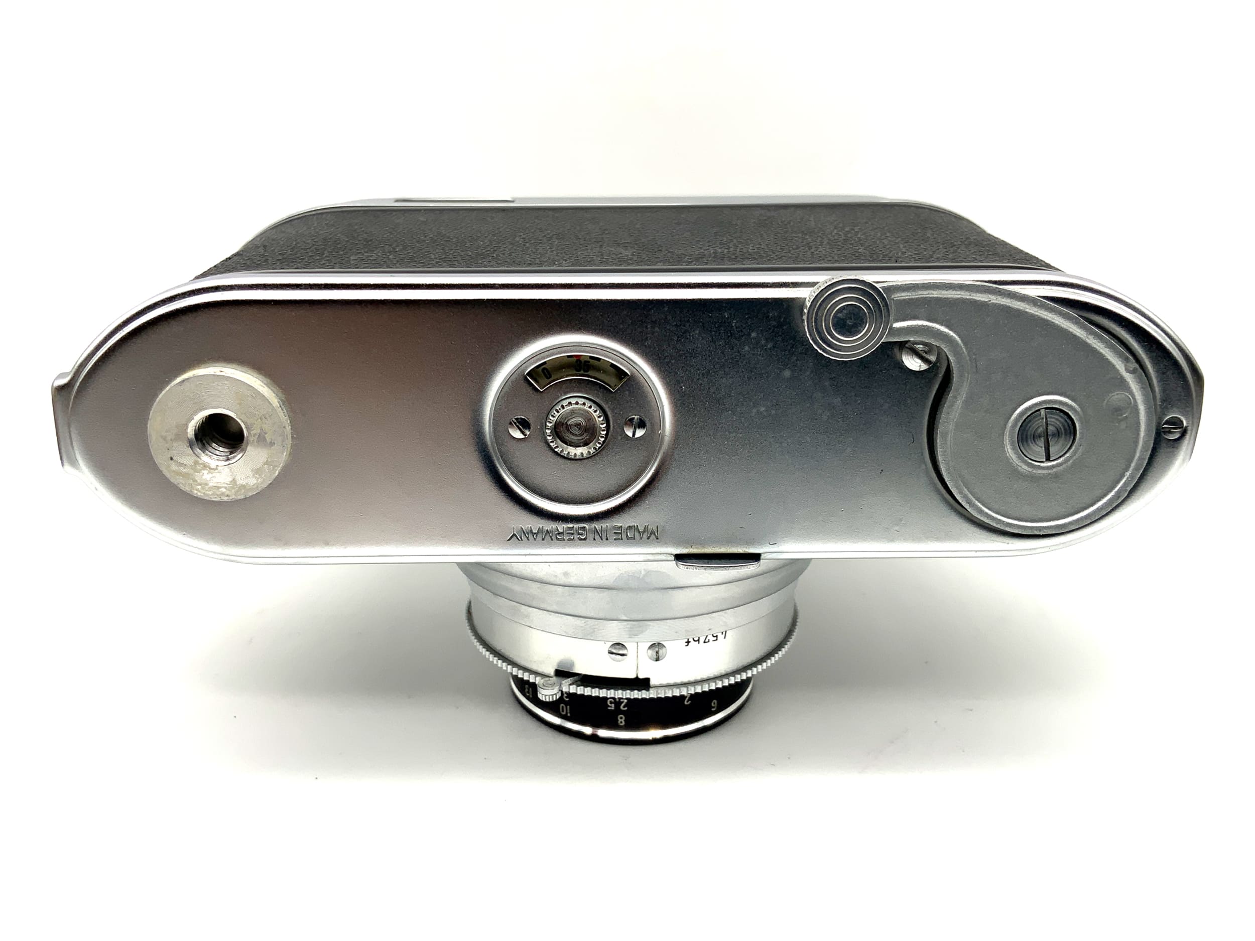 AKW arette A viewfinder camera with Color-Isconar 1:2.8/45 Pronto analog camera