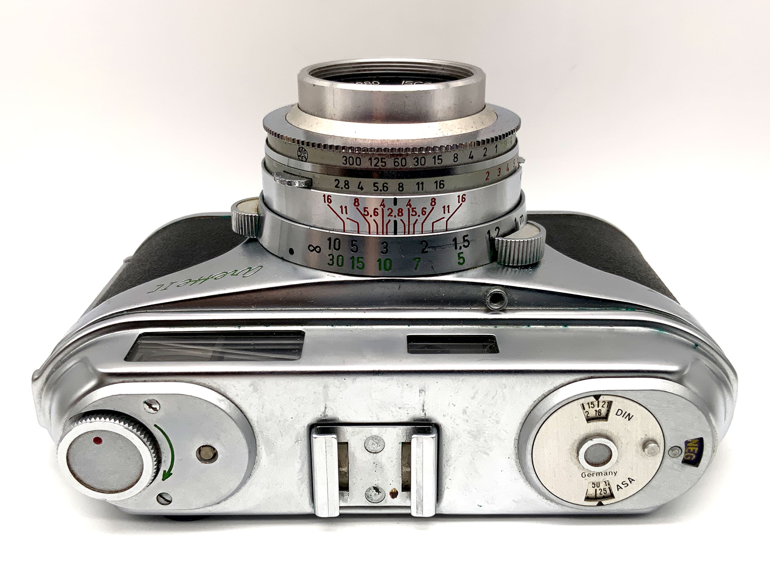 AkA Arette IC viewfinder camera with Isconar 1:2.8/50 Prontor-SVS analog camera